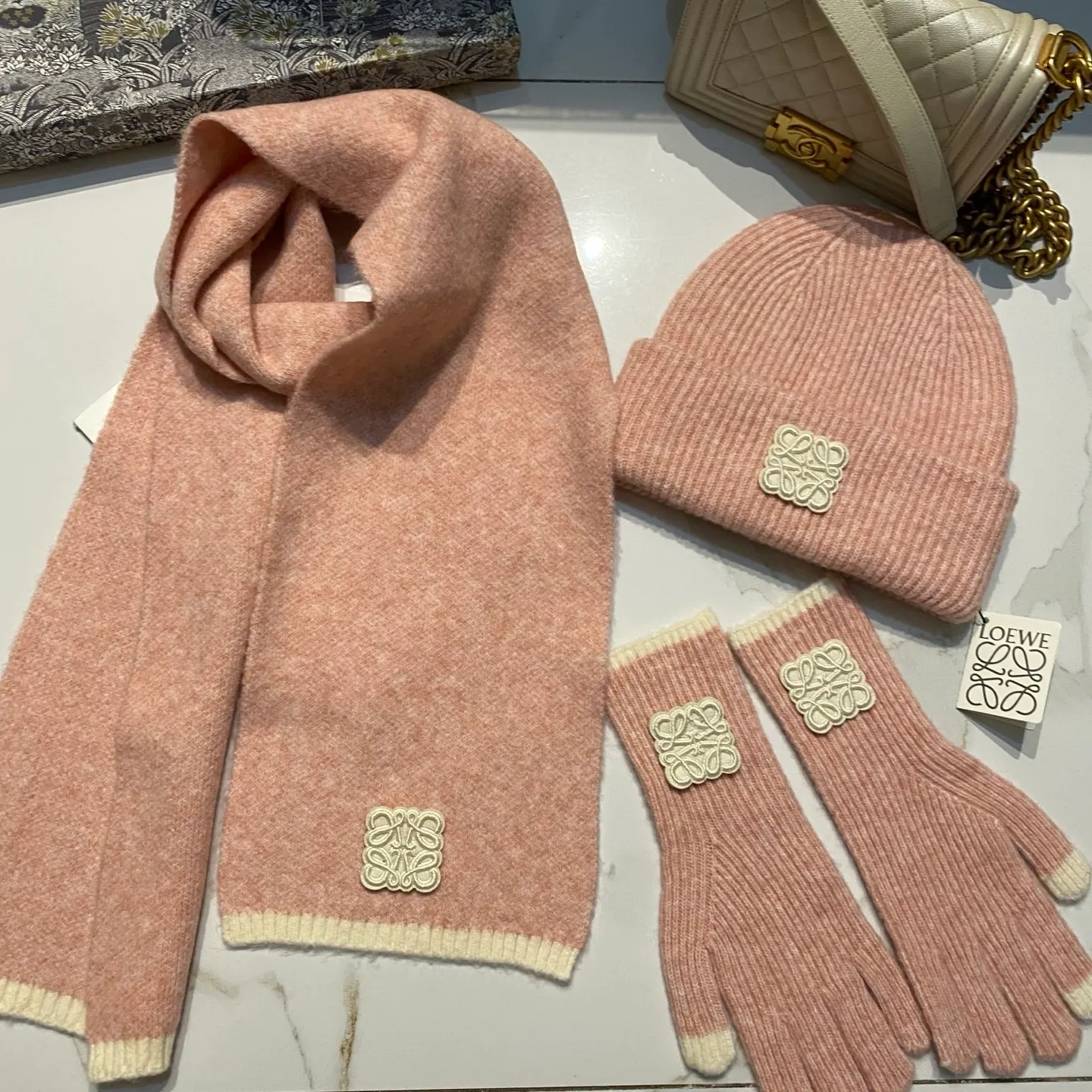 Loewe suit wool knitted hat + scarf + gloves