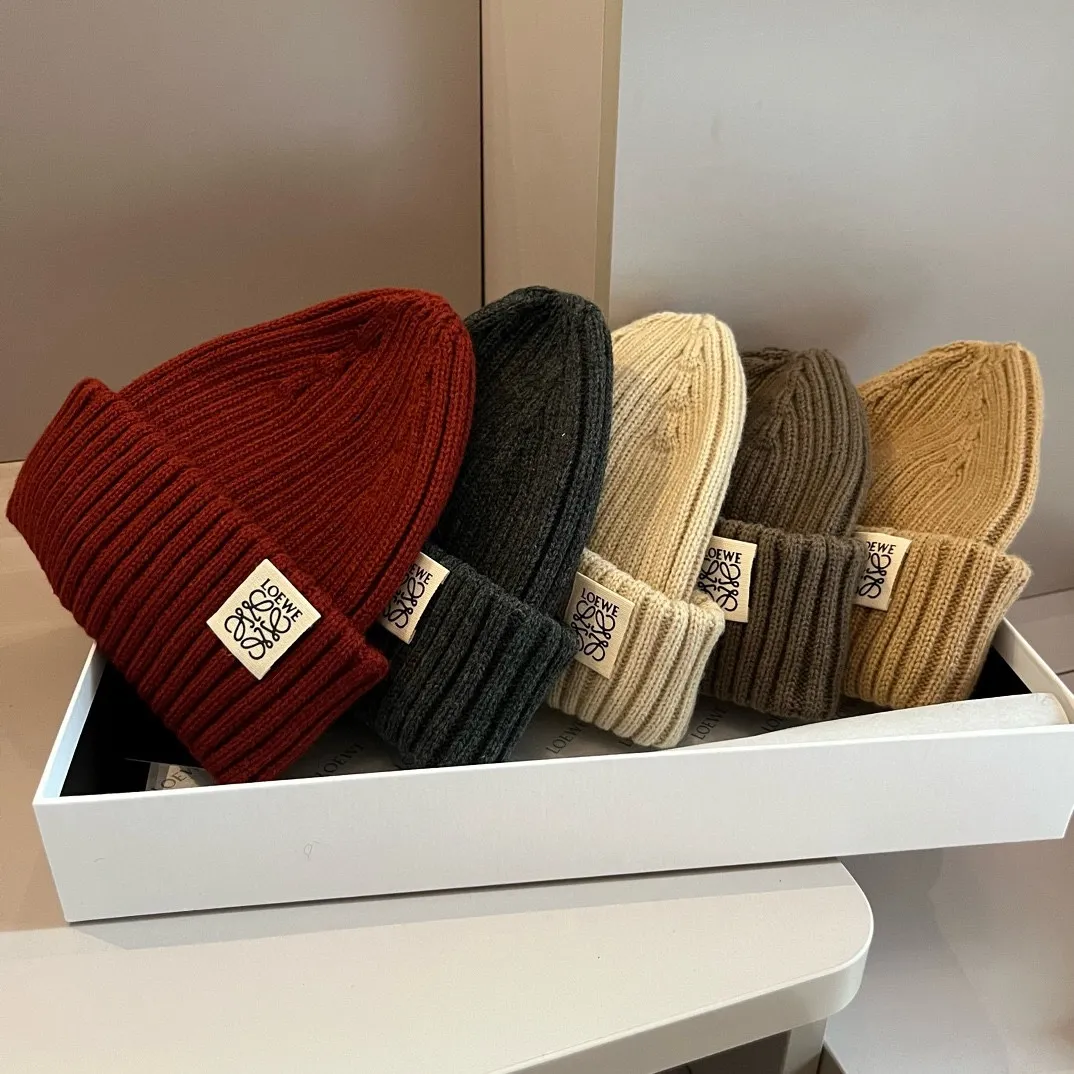 💰90¥ LOEWE new knitted beanie, unisex