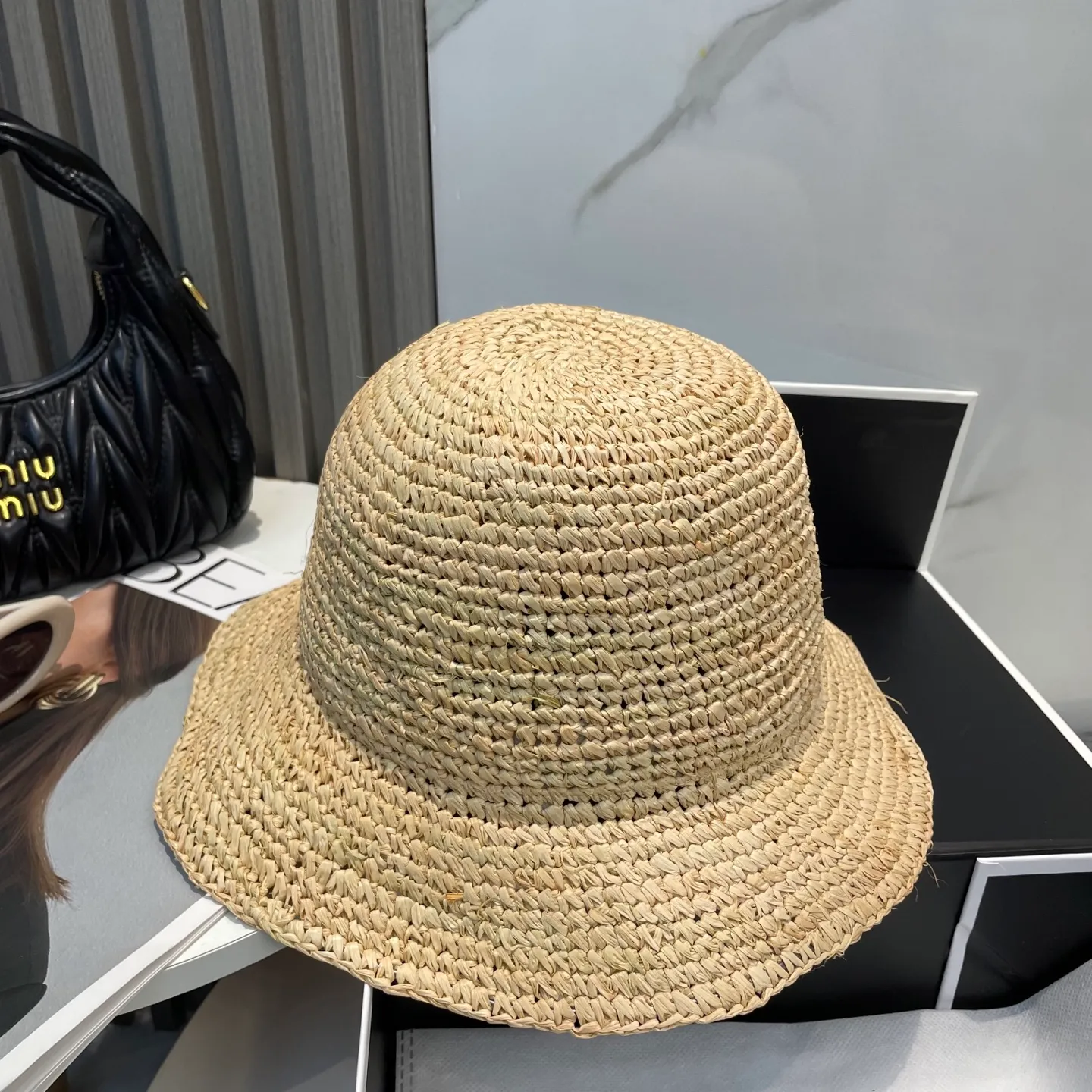 P114💛LOEWE's new raffia densely woven straw hat is the first choice for the beach in summer ~ the same style as stars ~ big brands are simple