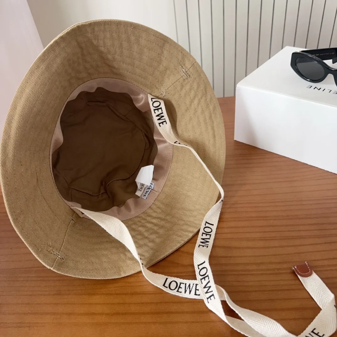💰66 Luo Yiwei's personalized fisherman's hat, an excellent casual fisherman's hat. The texture is full of retro style and has a strong street style. It's handsome! Can be worn all year round! Head circumference-55-58cm