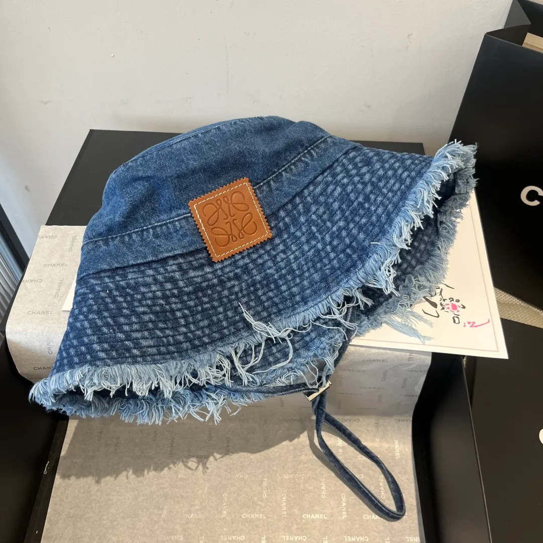 💰110¥ LOEWE new denim fisherman hat, wearing windproof rope, head circumference 57cm