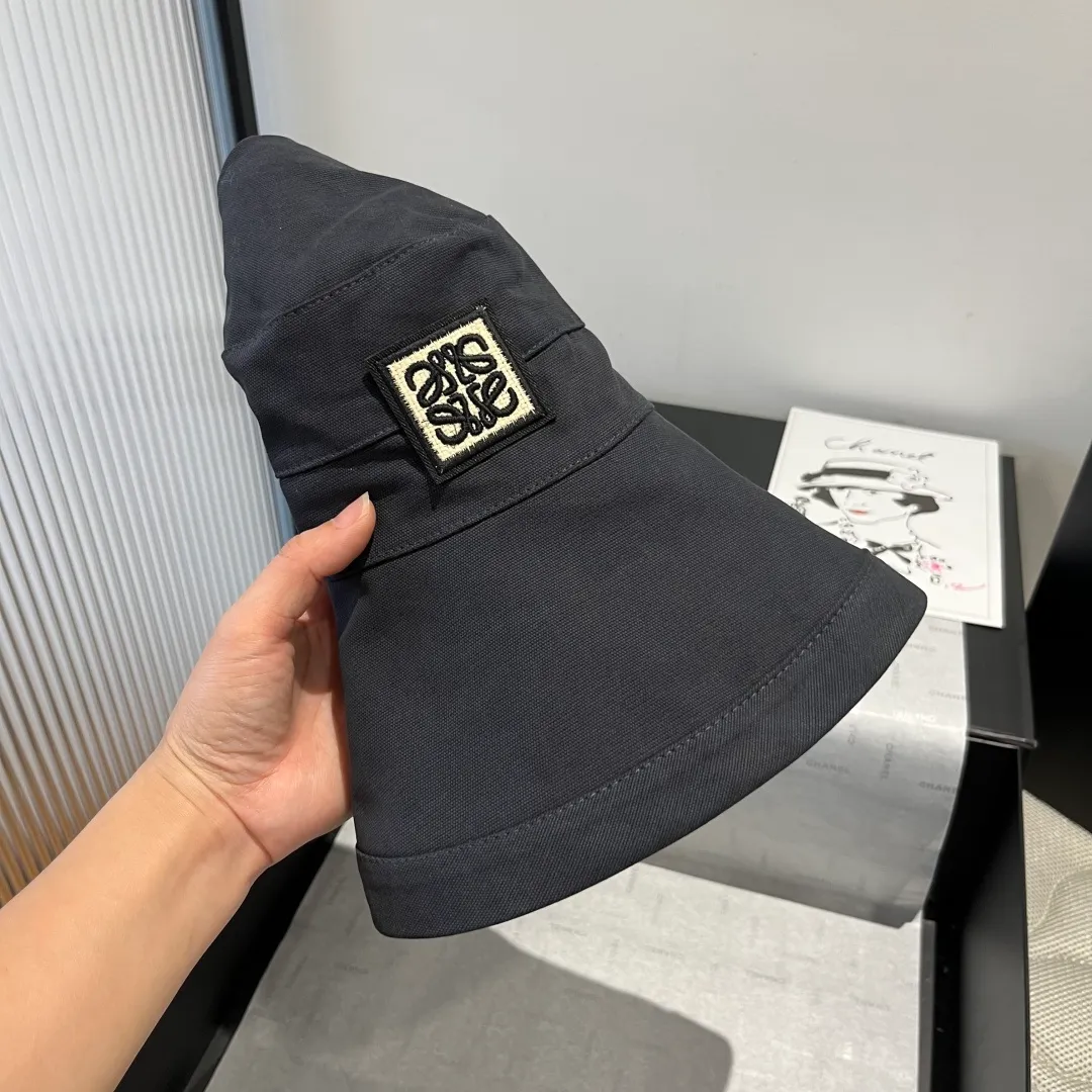 💰120¥ LOEWE new fisherman hat, head circumference 57cm