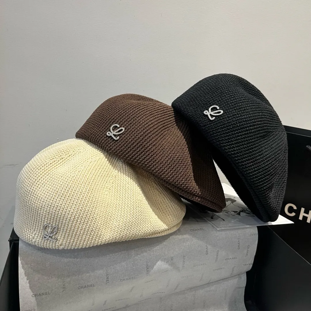 💰100¥ Loewe's new duck bill forward cap, head circumference 57cm