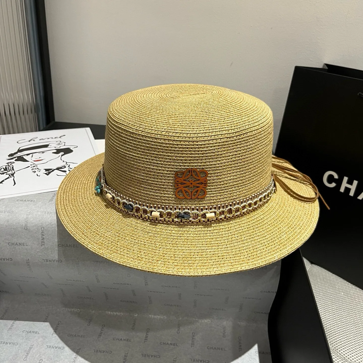 💰140¥ ＬＯＥＷＥ Loewee’s new flat top hat, head circumference 57cm