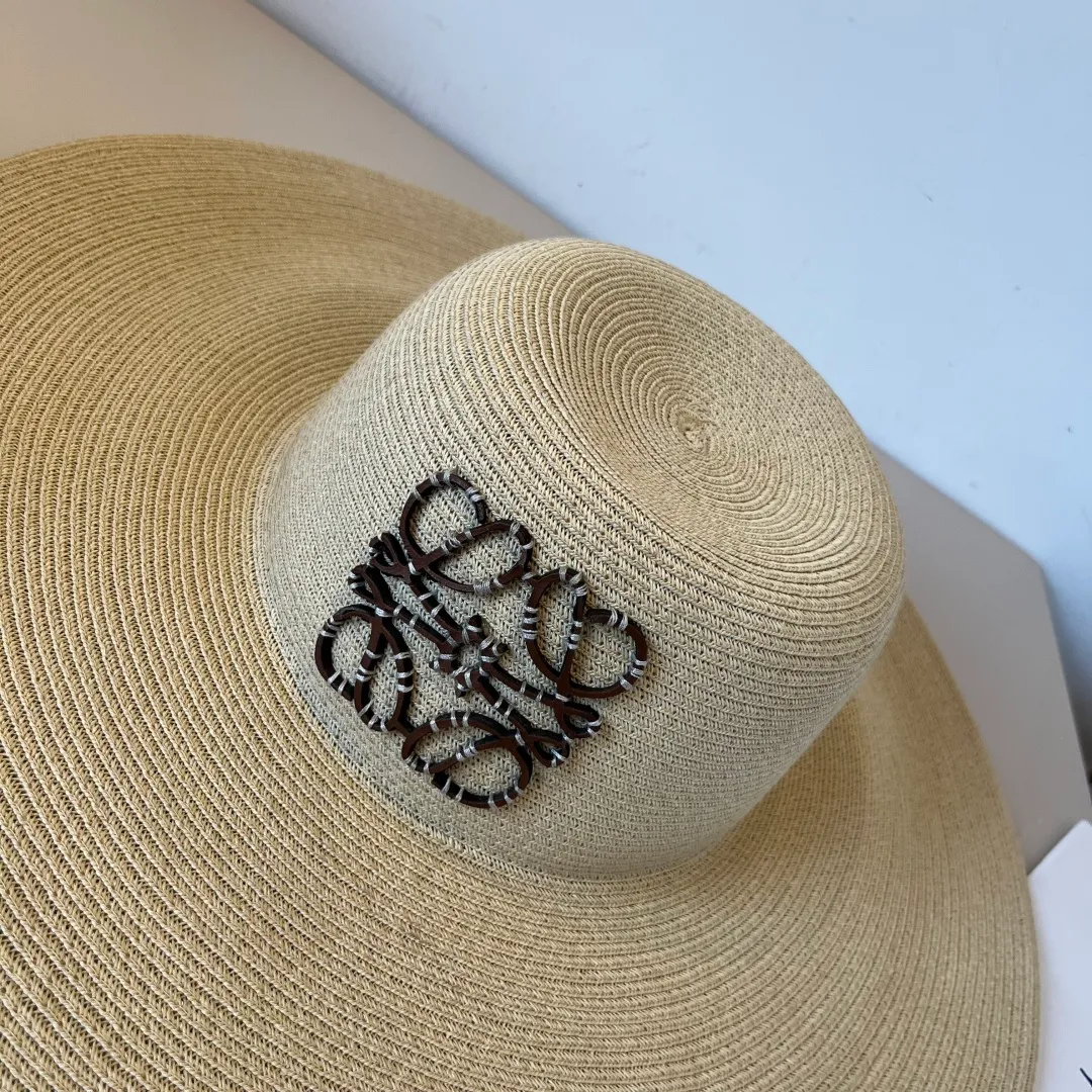 💰150¥ LOEWE classic large-brimmed hat, beach hat head circumference 57cm