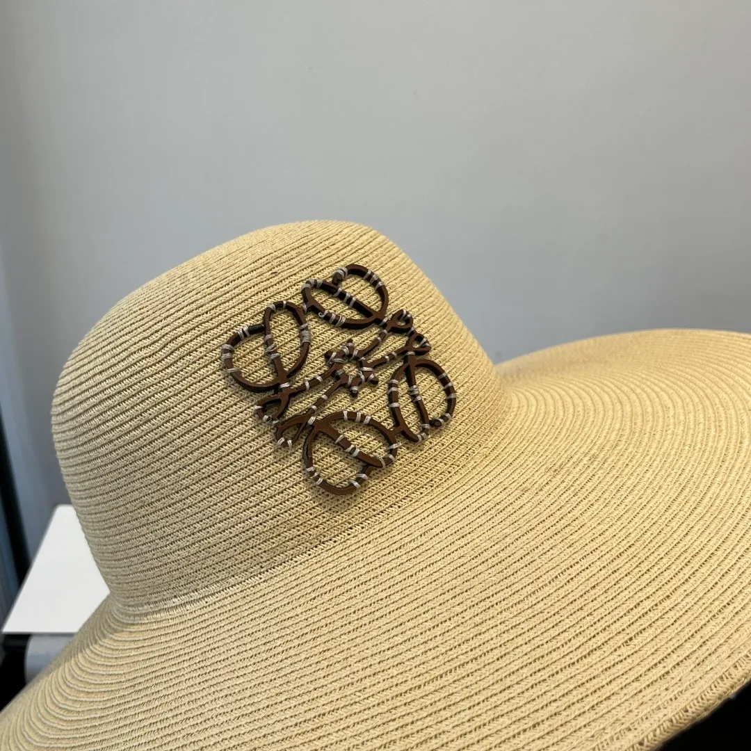 💰150¥ LOEWE classic large-brimmed hat, beach hat head circumference 57cm