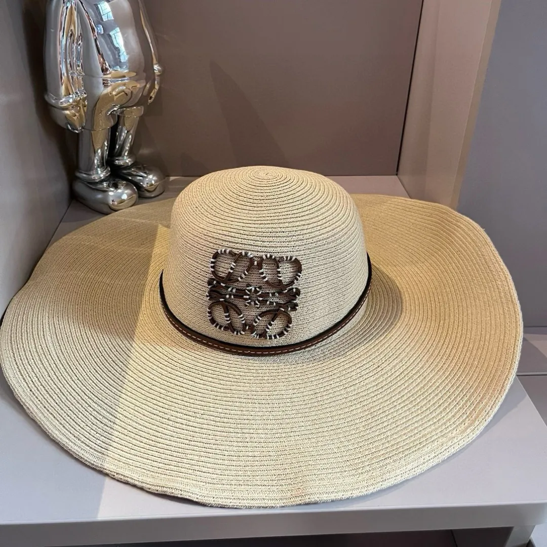 💰180¥. High version LOEWE big-brimmed hat, big sun hat, made of fine grass, official model opening mold, non-market ordinary version, head circumference 57cm
