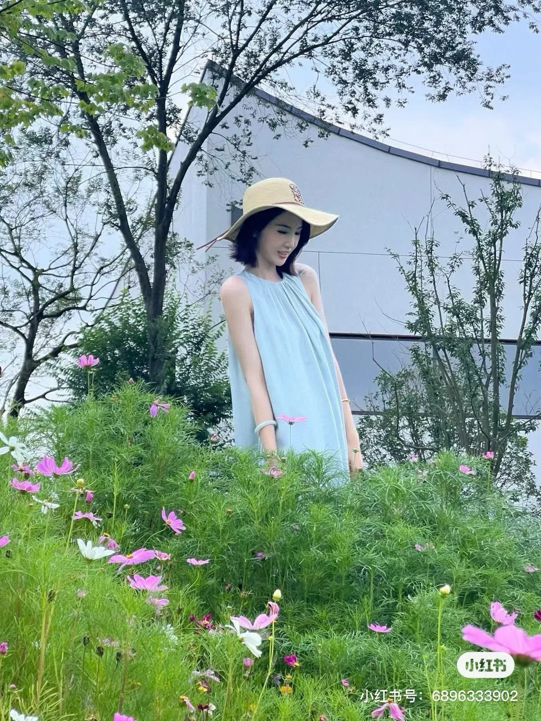 💰180¥. High version LOEWE big-brimmed hat, big sun hat, made of fine grass, official model opening mold, non-market ordinary version, head circumference 57cm
