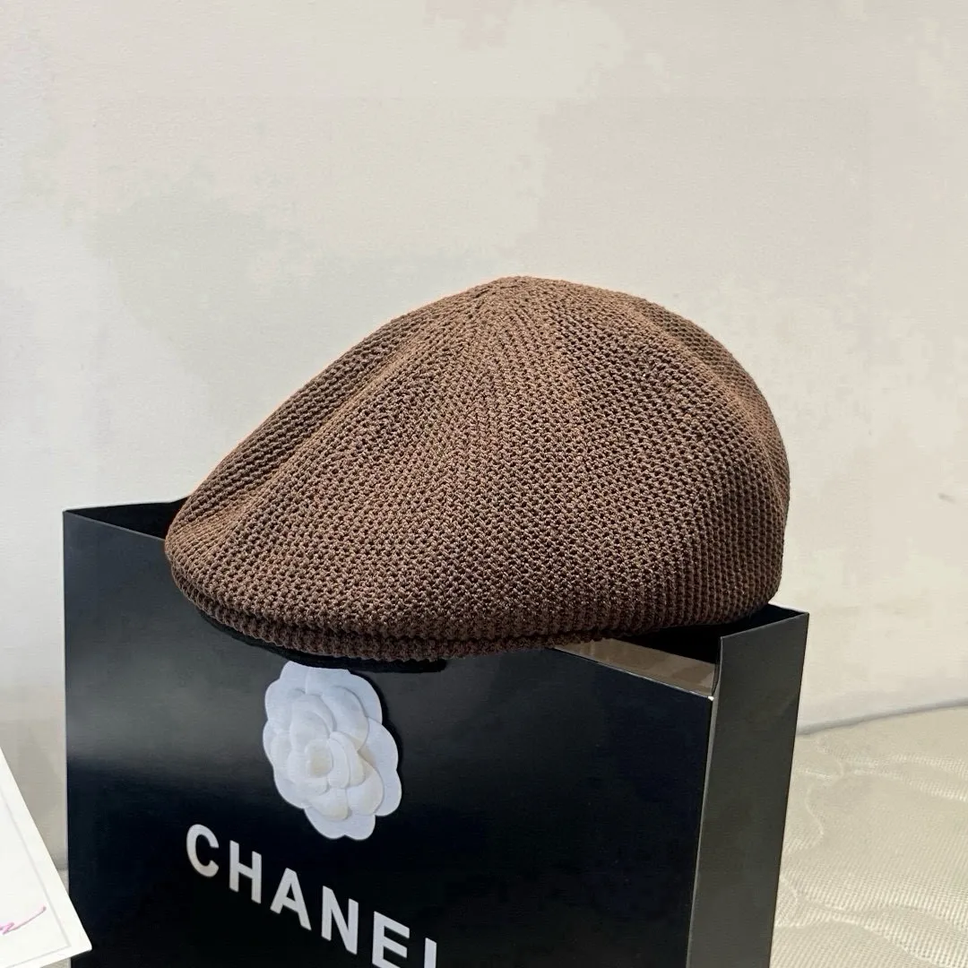 💰100¥ Loewe's new duck bill forward cap, head circumference 57cm