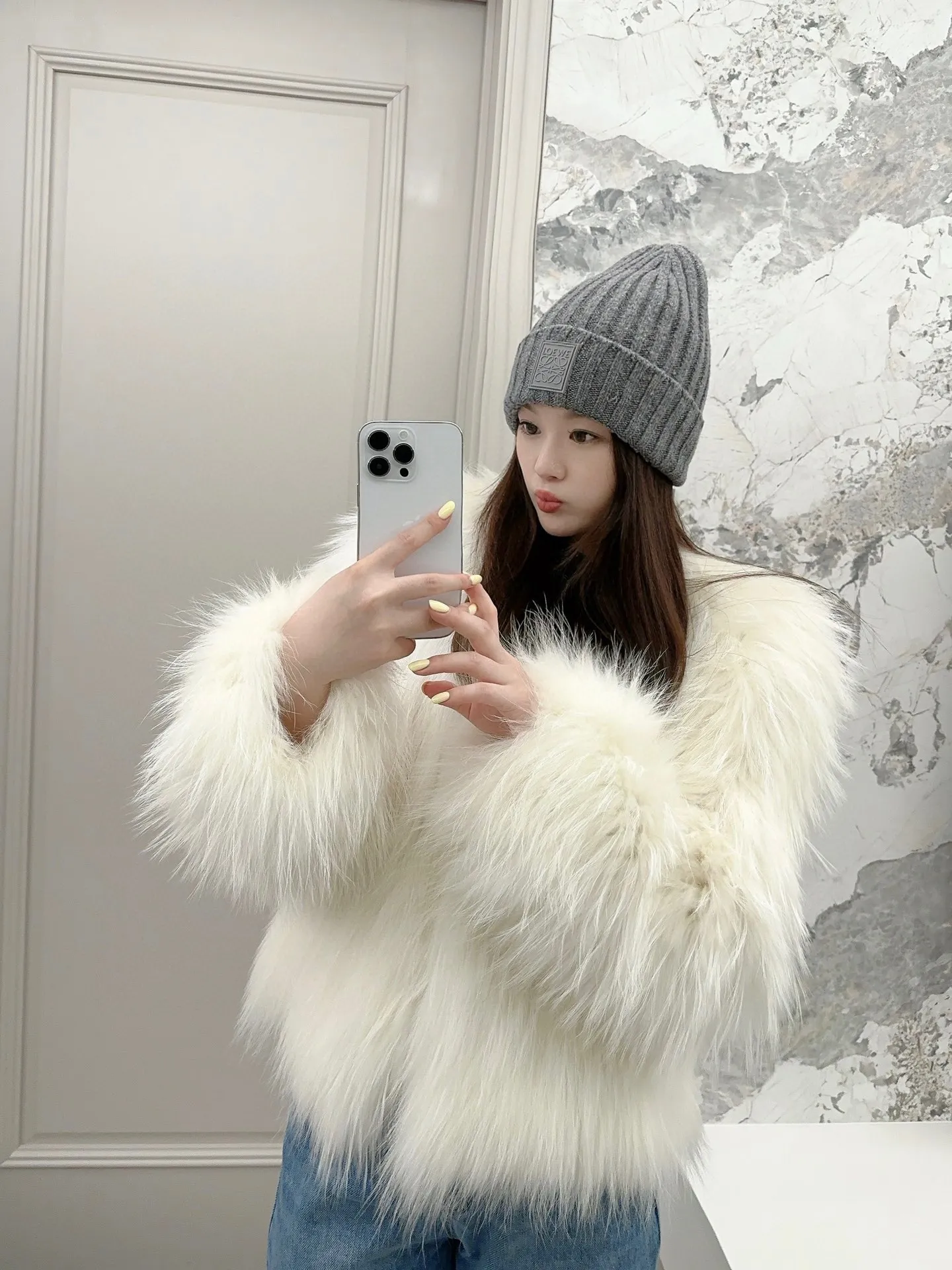 60💰 Classic knitted hat from loewe official website! Xiaohongshu’s hottest selling item! Dress well! The same style for men and women, thicker and warmer, fashionable and popular 🌸First-class quality, the best brand for warmth in autumn and winter, order now, limited edition