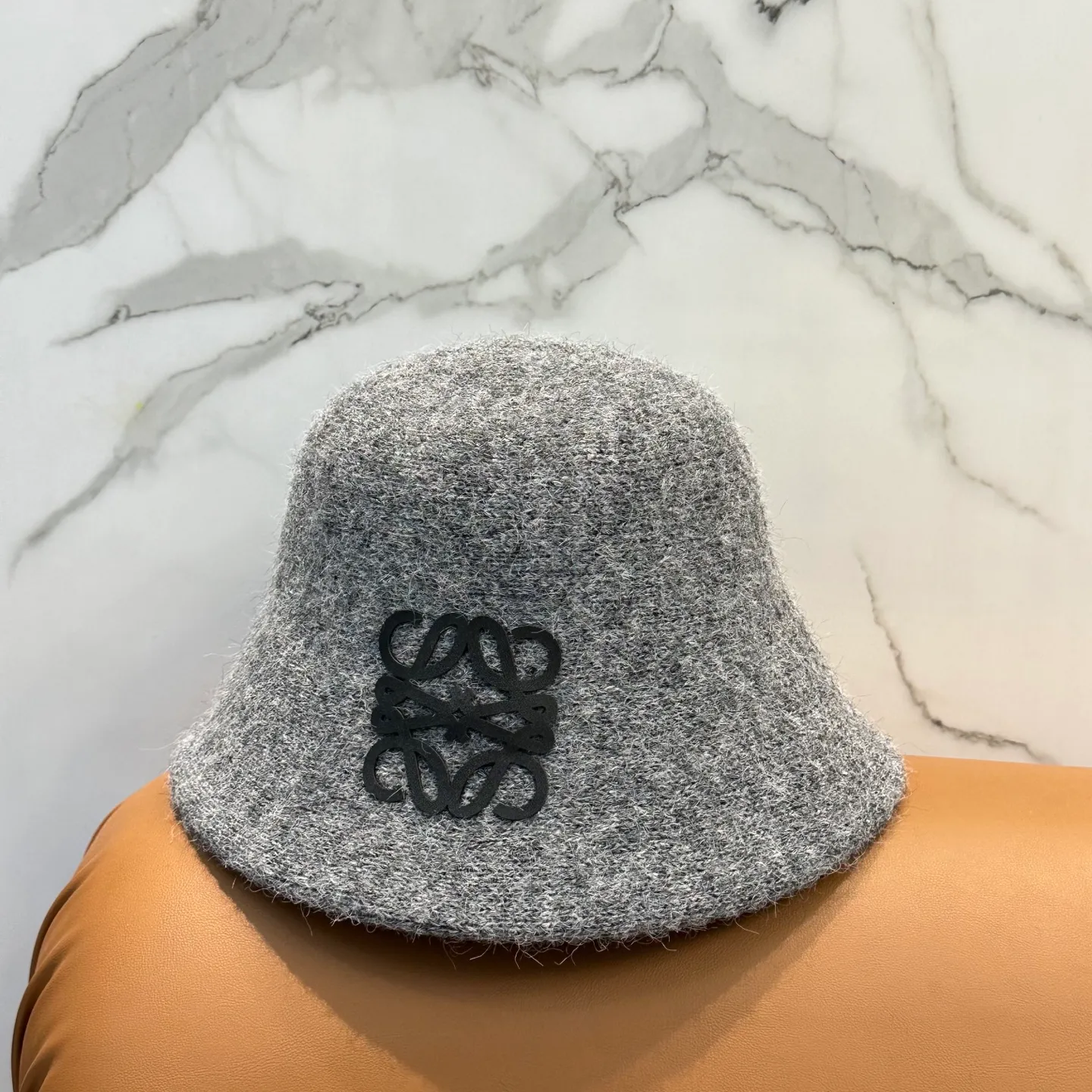 P66 💛Luo Yiwei's new autumn and winter style wool cashmere bucket hat, 🔆temperament goddess style ~ a must-have for going out on the street