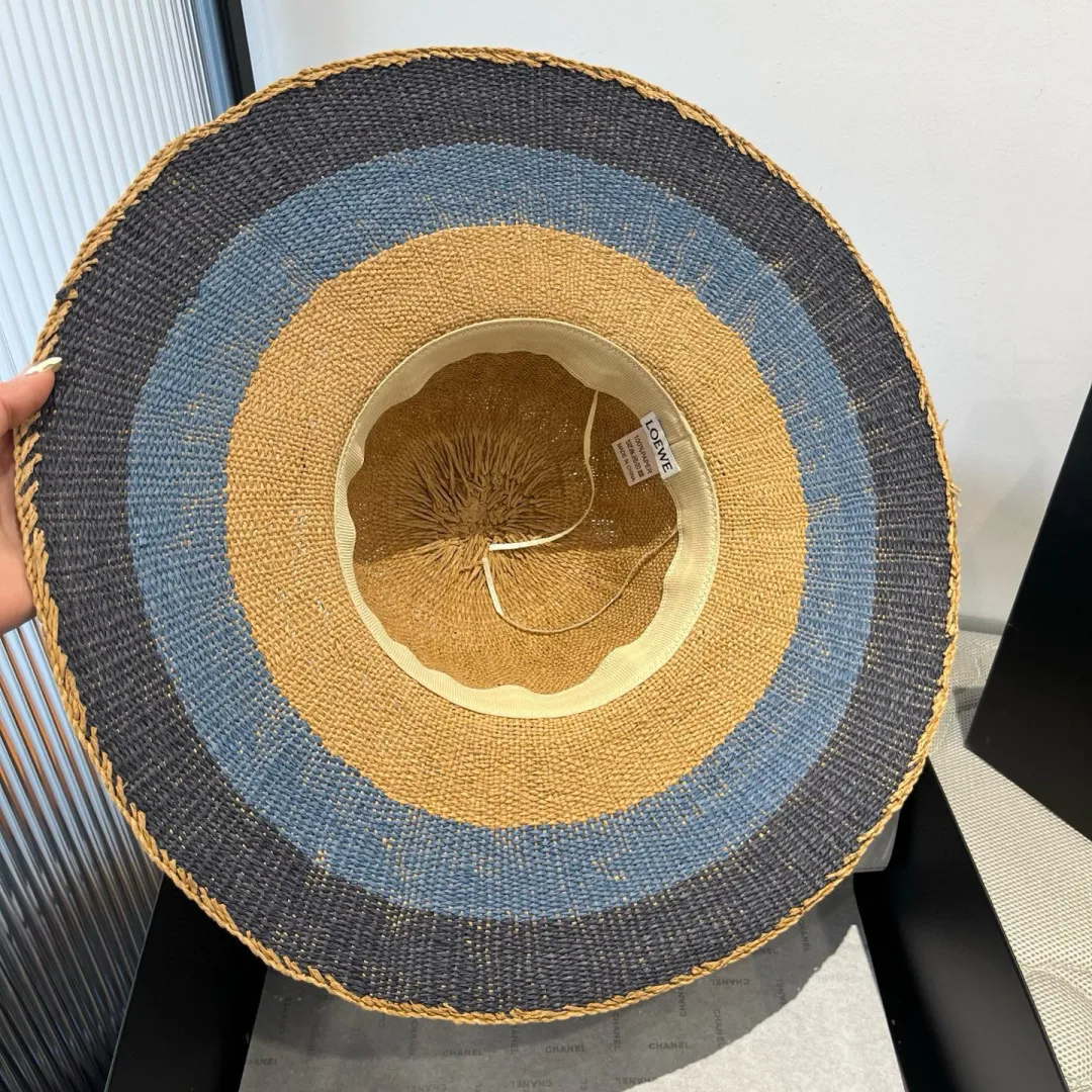 💰120¥ ＬＯＥＷＥLOEWE new straw hat, hand-crocheted straw hat, large brim straw hat, sunshade beach hat, foldable, easy to carry, head circumference 57cm