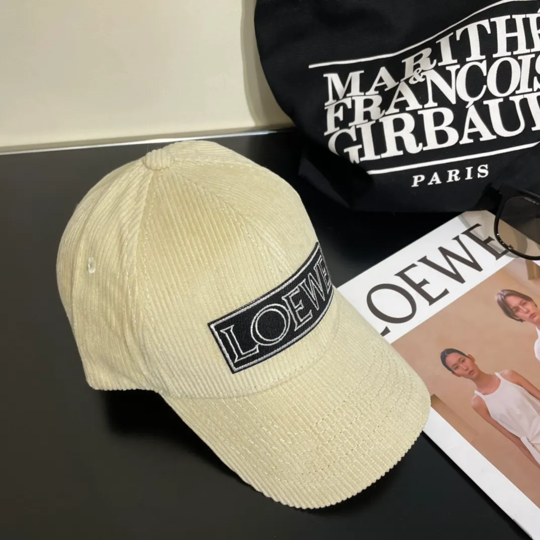 P80 🧢Loewe~New baseball cap🧢, simple embroidered classic logo, super texture👍, exquisite big-name style, a must-have artifact for goddesses, couple style