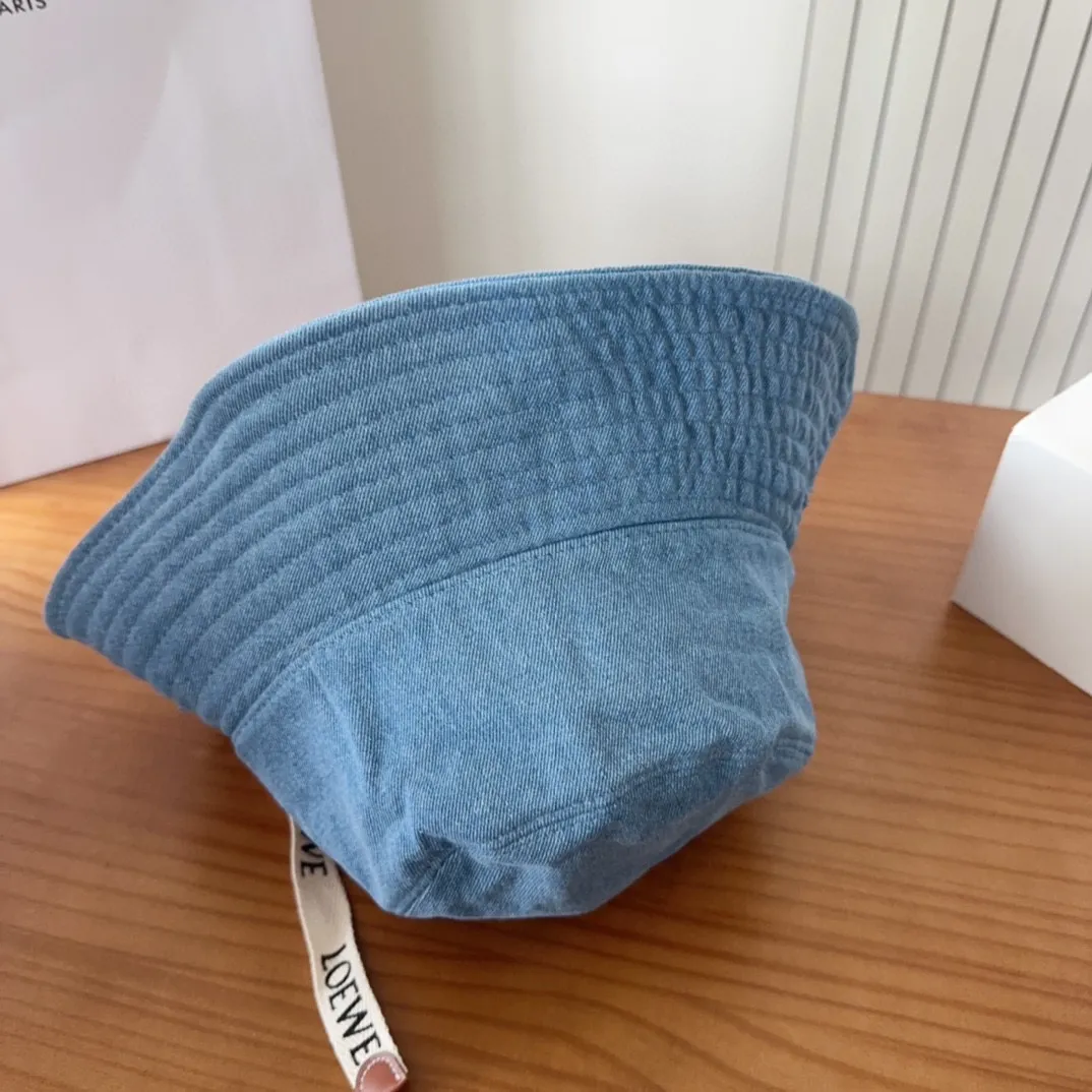 💰66 Luo Yiwei's personalized fisherman's hat, an excellent casual fisherman's hat. The texture is full of retro style and has a strong street style. It's handsome! Can be worn all year round! Head circumference-55-58cm