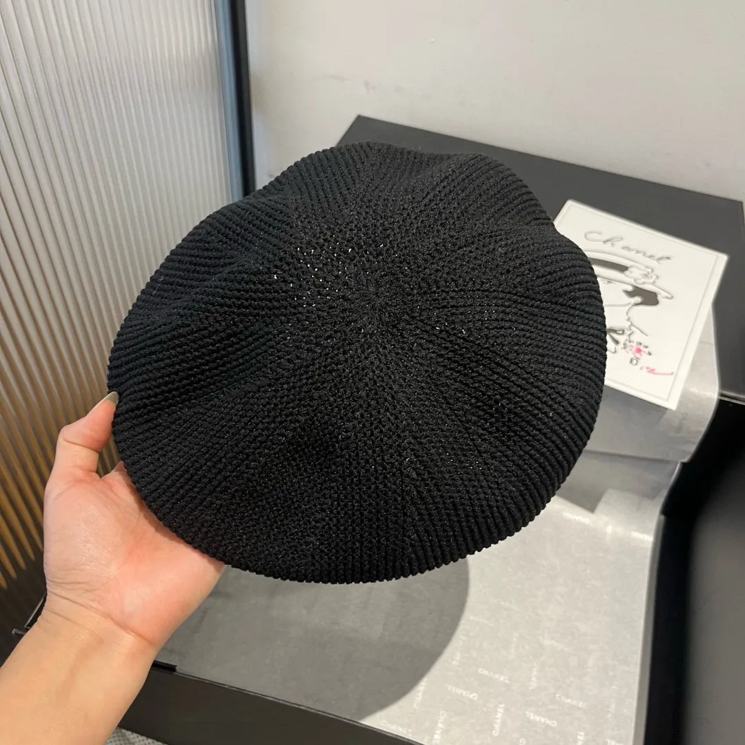 💰100¥ Loewe's new duck bill forward cap, head circumference 57cm