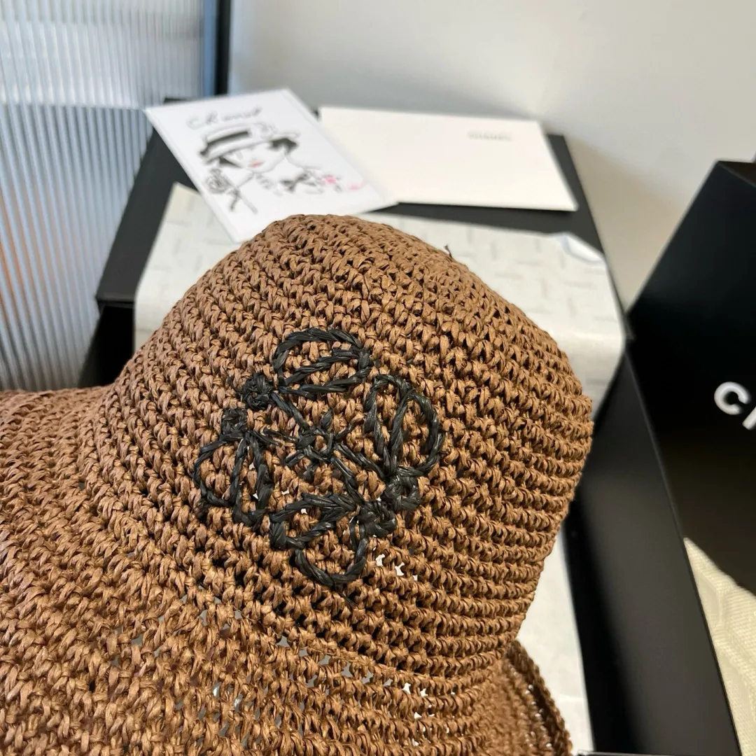 💰100¥ ＬＯＥＷＥLOEWE's new straw hat, hand-crocheted straw hat, foldable, easy to carry, head circumference 57cm