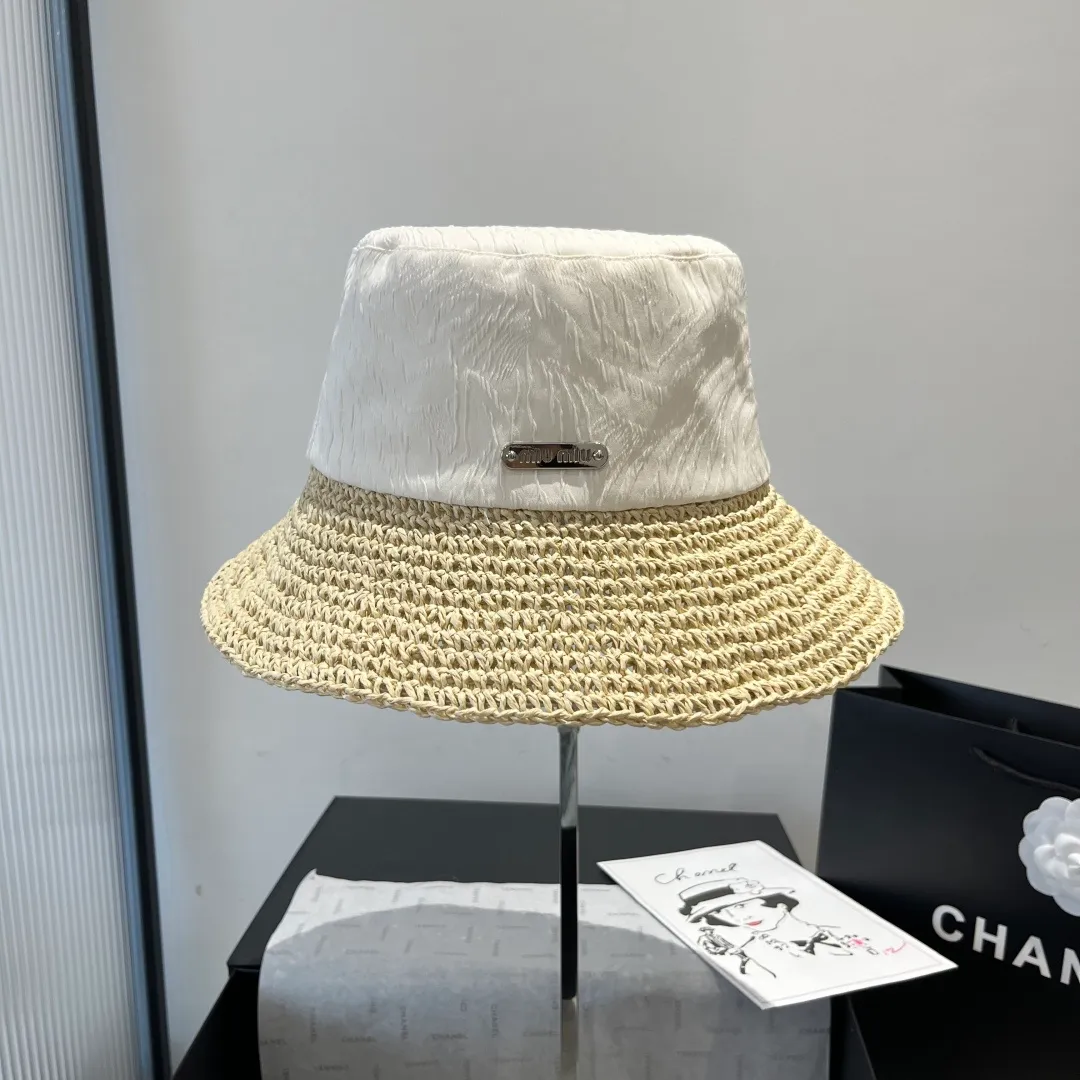 💰120¥ miumiu new fisherman hat, woven and spliced ​​gold fabric, head circumference 57cm