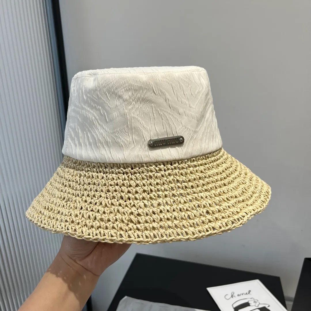 💰120¥ miumiu new fisherman hat, woven and spliced ​​gold fabric, head circumference 57cm