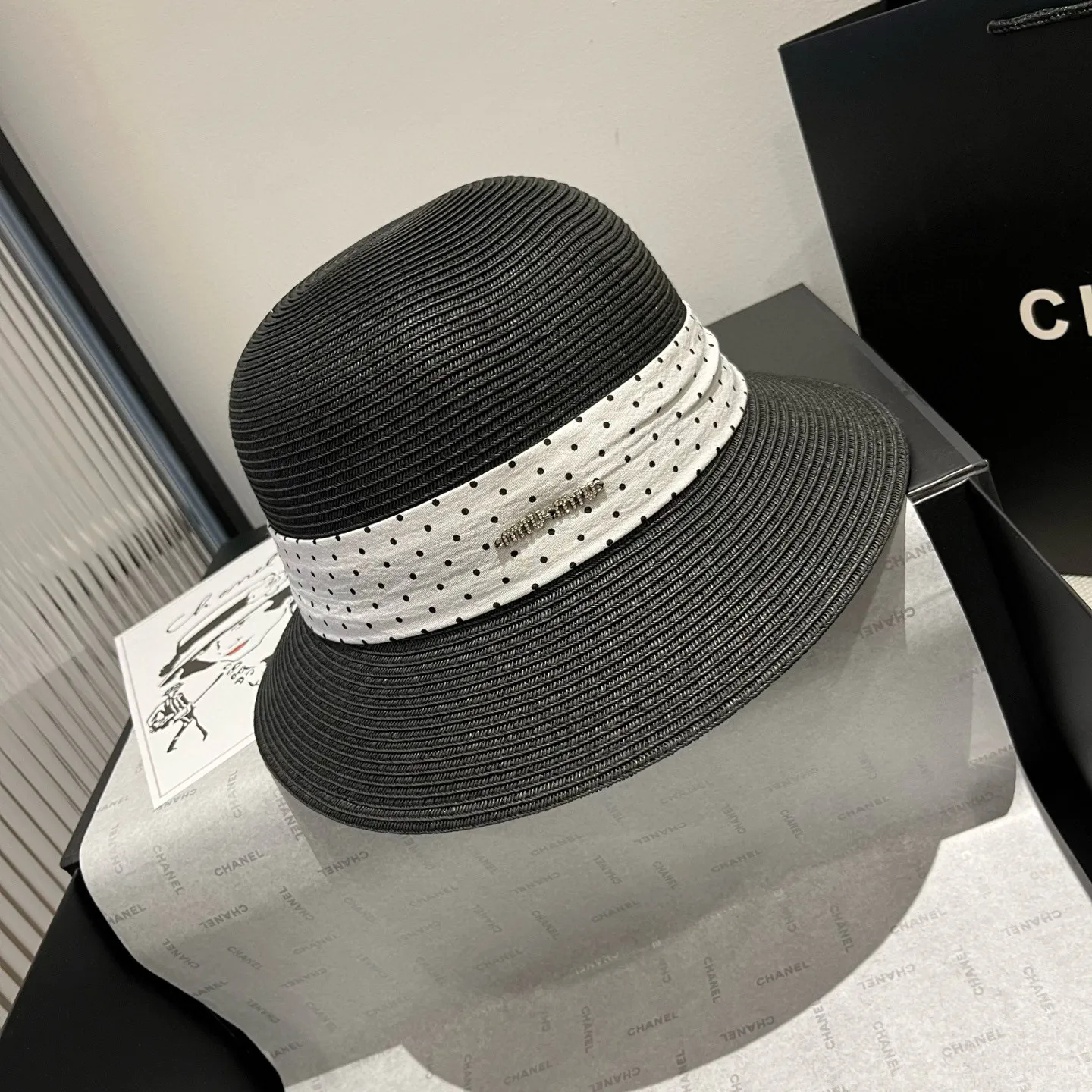 💰140¥ Miumiu new straw hat, head circumference 57cm