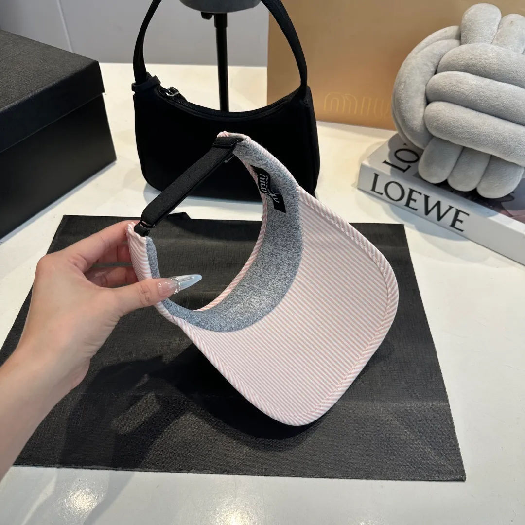 P60 miumiu hollow top sun hat