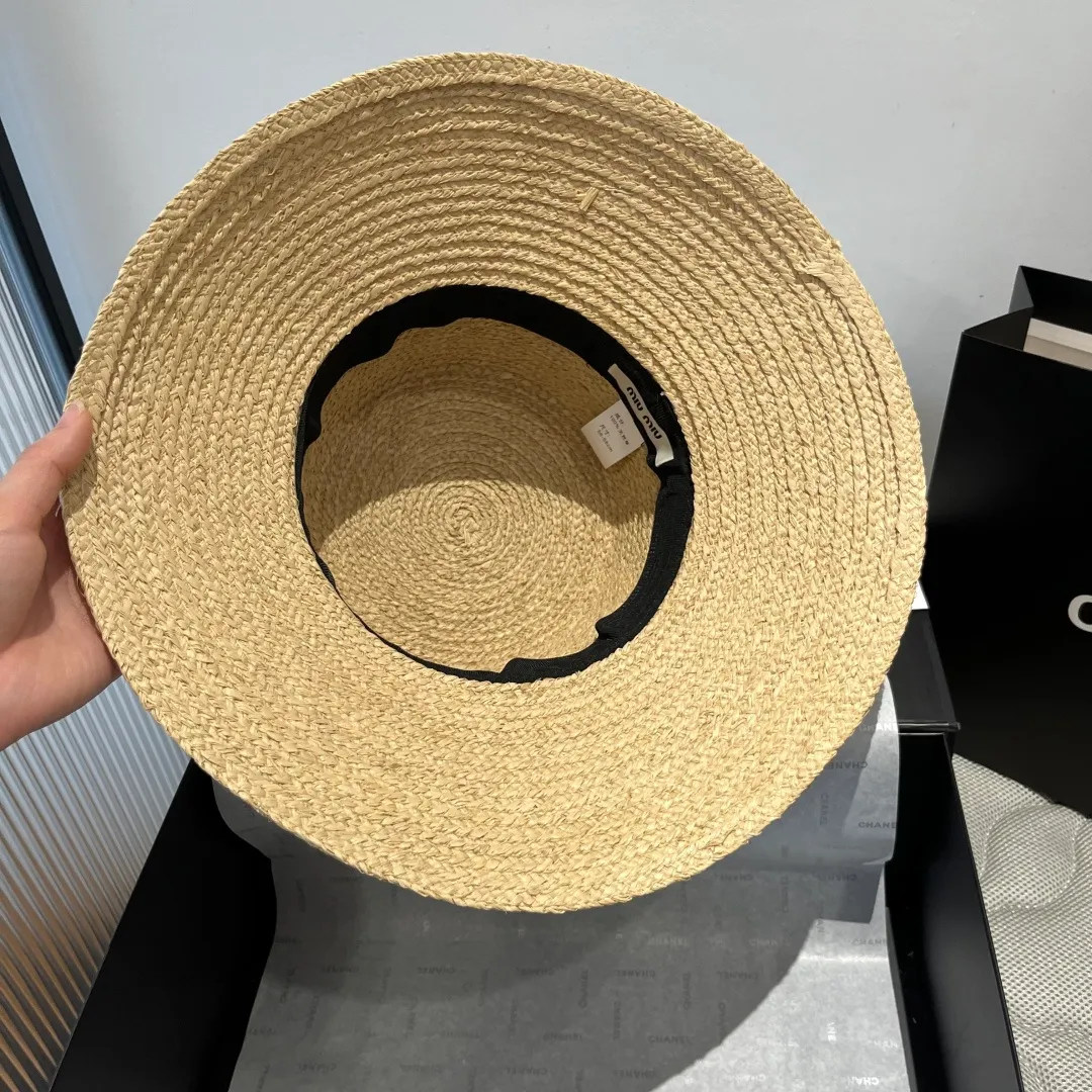 💰220¥ miumiu straw hat, purely hand-crocheted, in short supply, sold one by one, head circumference 57cm