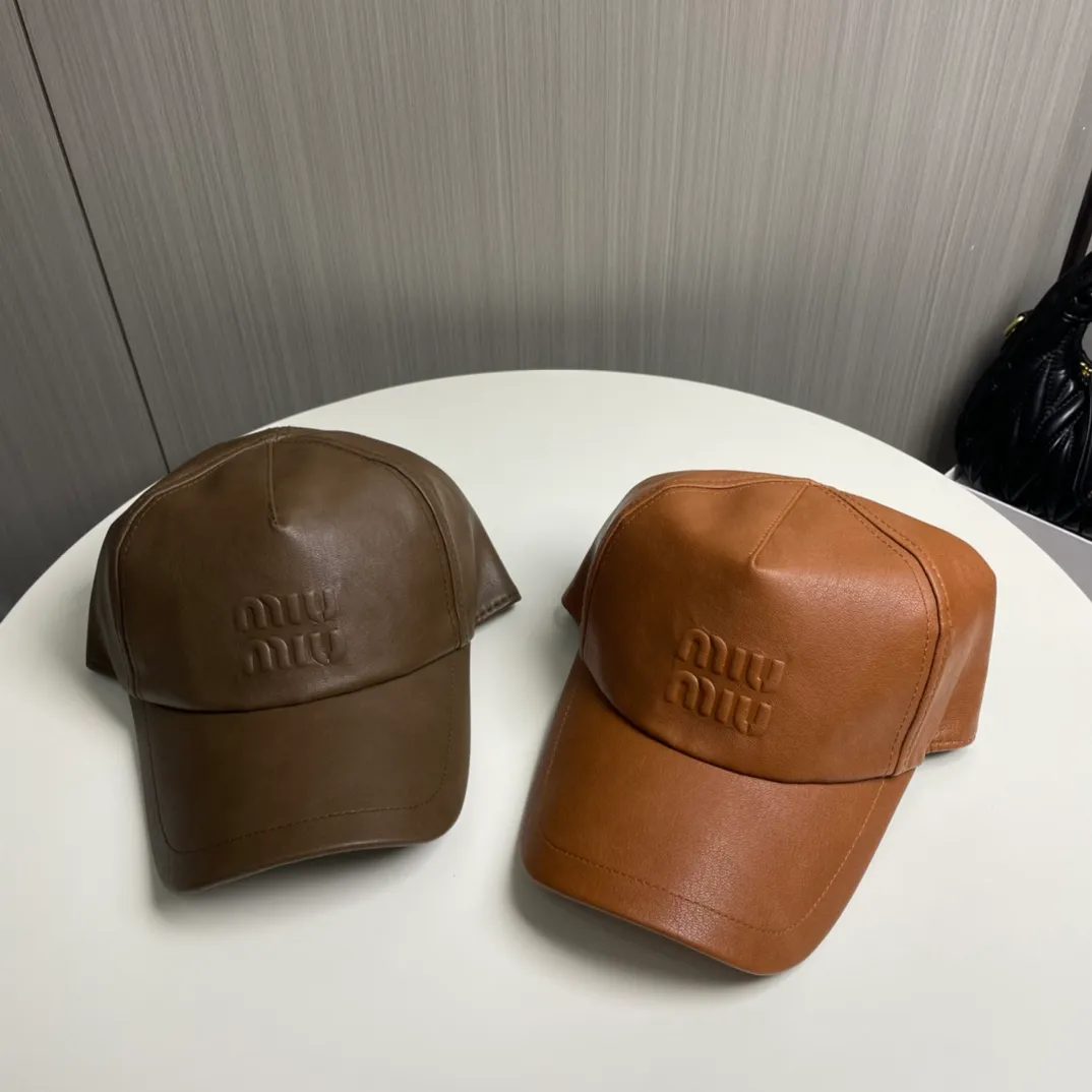 P66 comes with a cloth bag, miumiu new autumn and winter new original baseball cap, full of retro charm, 1:1 mold customization, excellent quality, basic head circumference 56, adjustable.