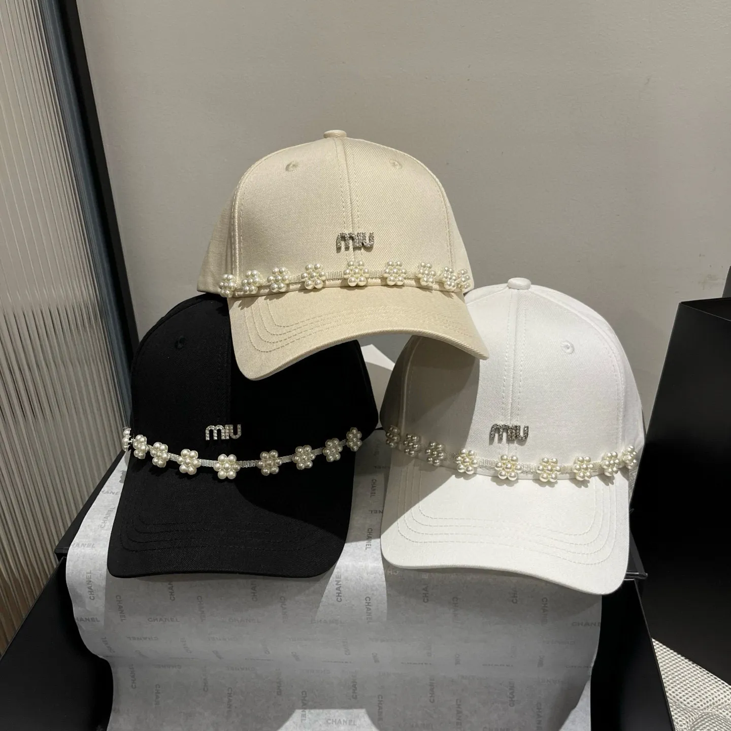💰100¥ miumiu new peaked cap