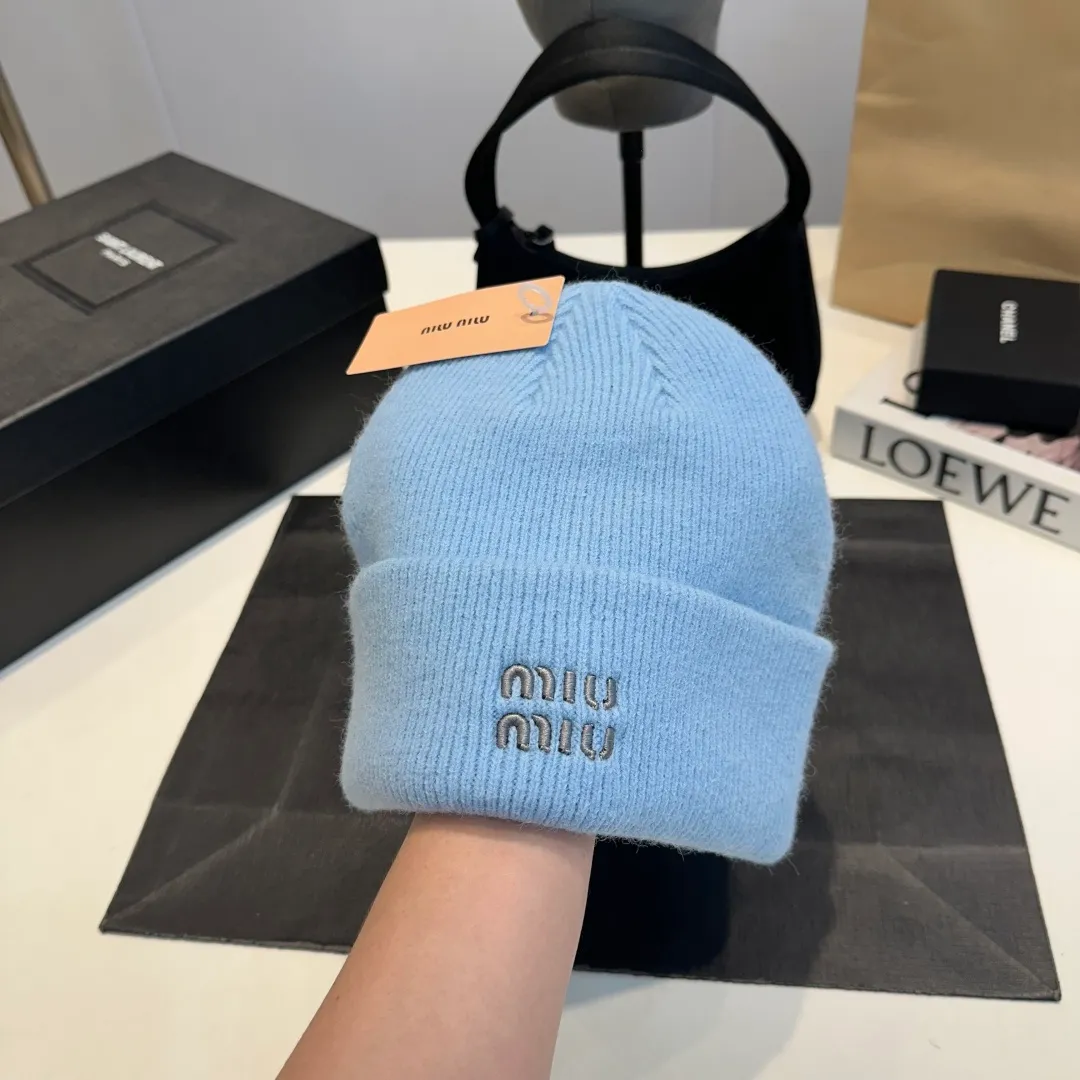 P60 miumiu new autumn and winter woolen hat