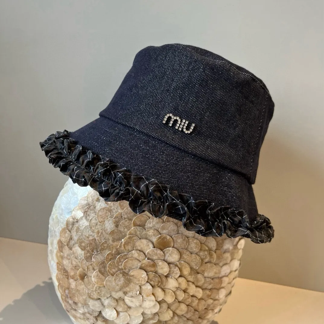 💰100¥ miumiu new denim fisherman hat, head circumference 57cm