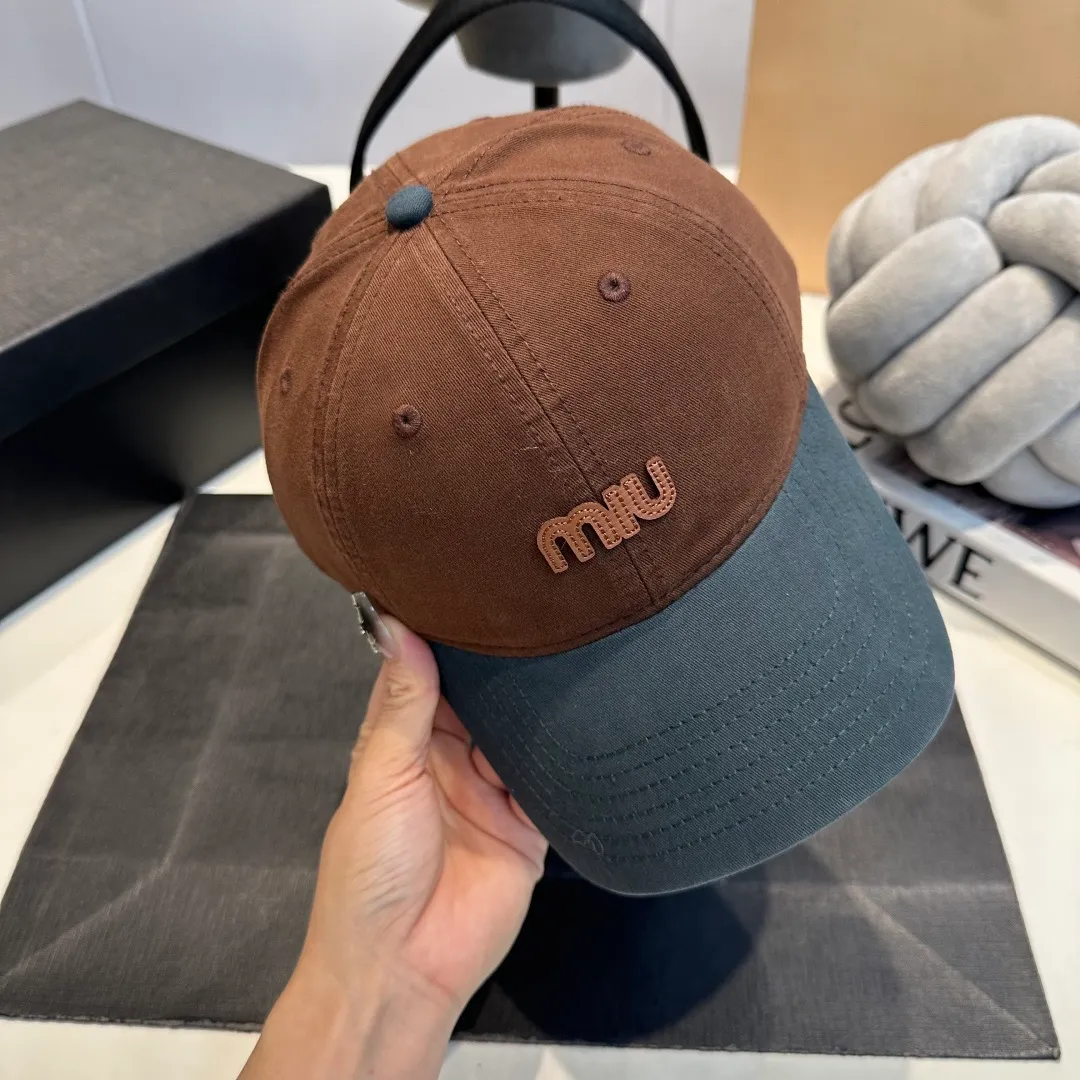 P60 miumiu new 25 spring and summer baseball cap, widened to show small head, new logo embroidery for spring and summer, same style for men and women
