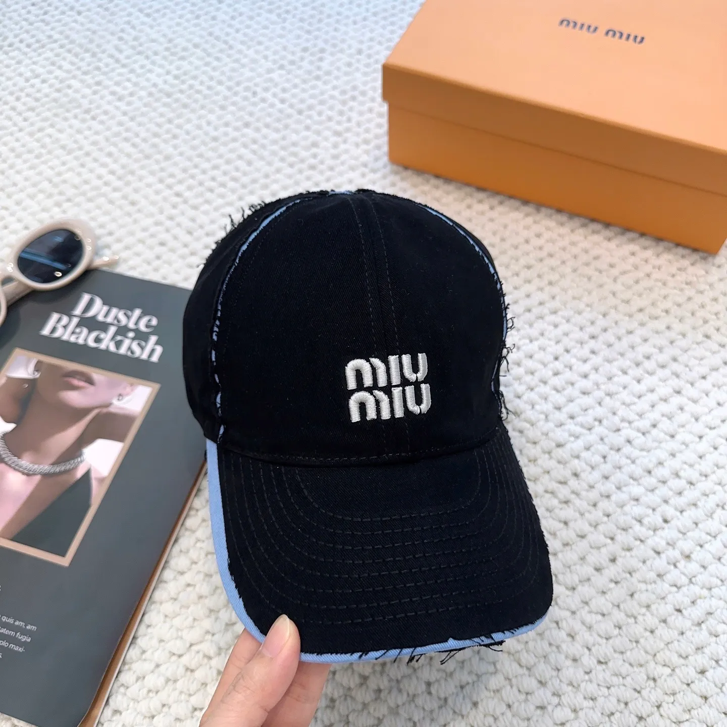 P80💛 Comes with dust bag. [Miumiu Miu Miu] High version of the new order style embroidered baseball cap🧢The big brand style is super easy to match, so hurry up and get it!