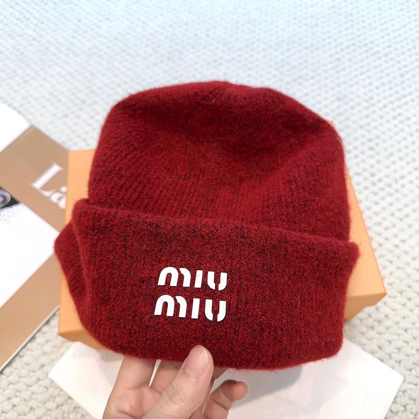 P60 miumiu new knitted hat! High-elastic fabric, classic colors, same style for men and women. Miu’s popular knitted hat! Xiaohongshu’s new product is released, it’s so 🉑️, high-elastic fabric, classic color