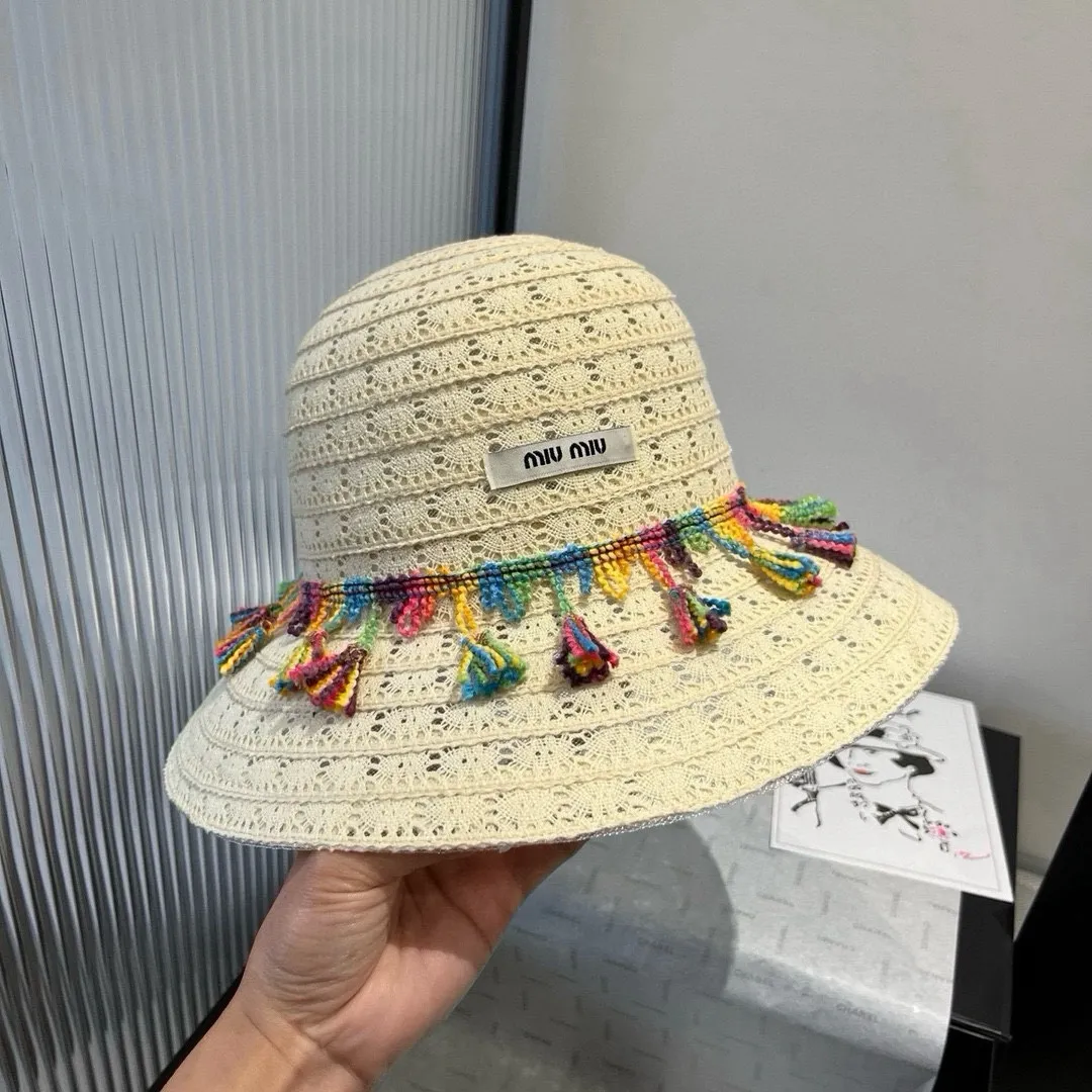 💰130¥ miumiu lace basin hat, small and fresh design, head circumference 57cm