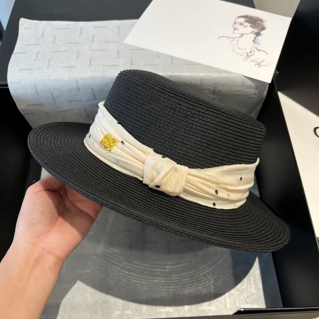 💰150¥ miumiu new flat-top sun hat, straw sun hat, head circumference 57cm