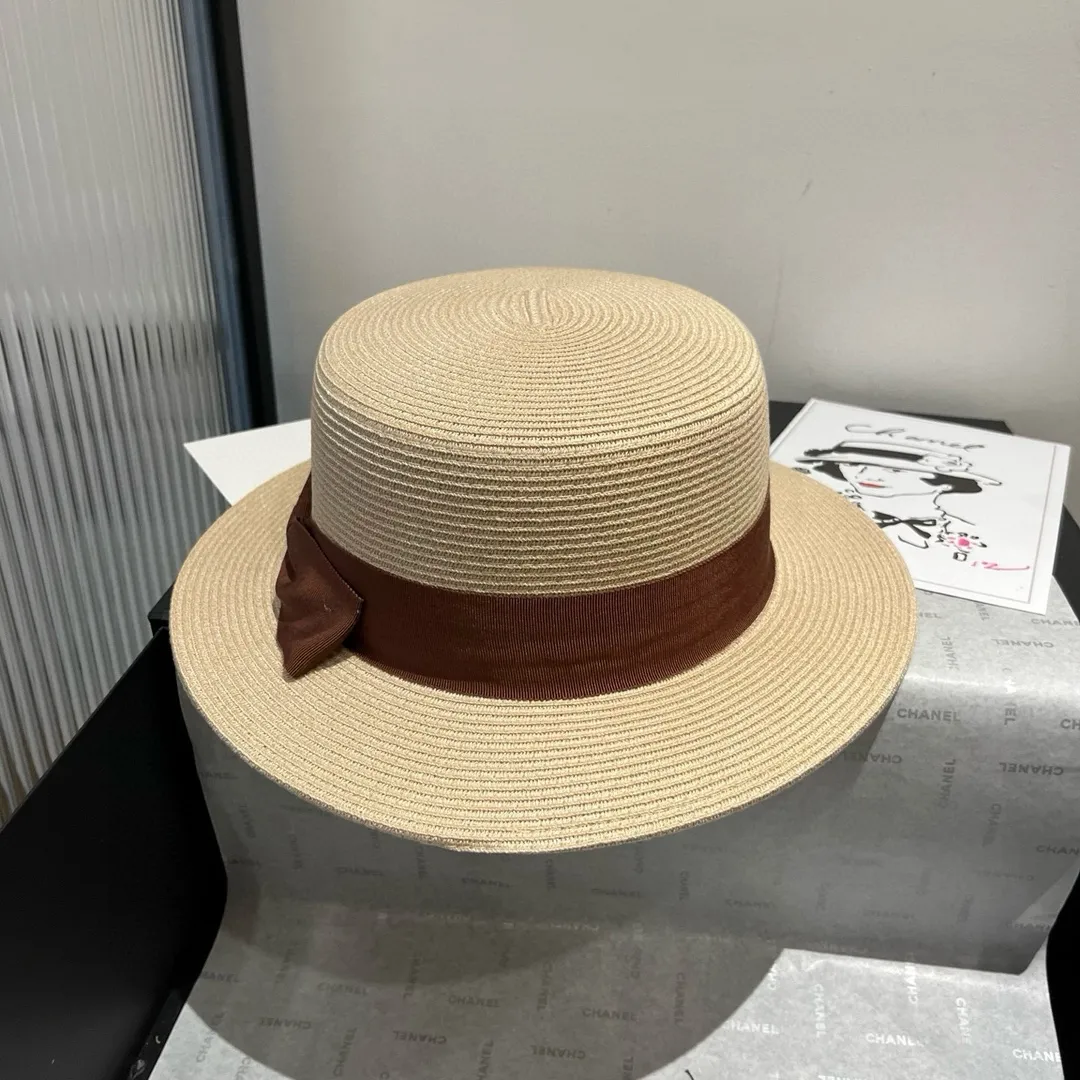 💰150¥ miumiu new flat top hat, Taiwan PP straw fabric, advanced customization, head circumference 57cm