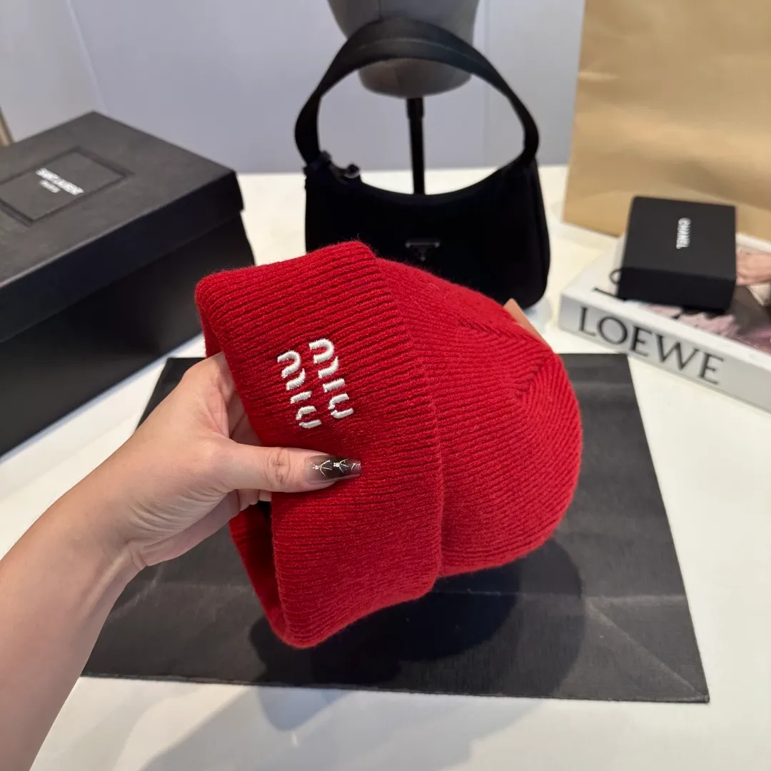 P60 miumiu new autumn and winter woolen hat