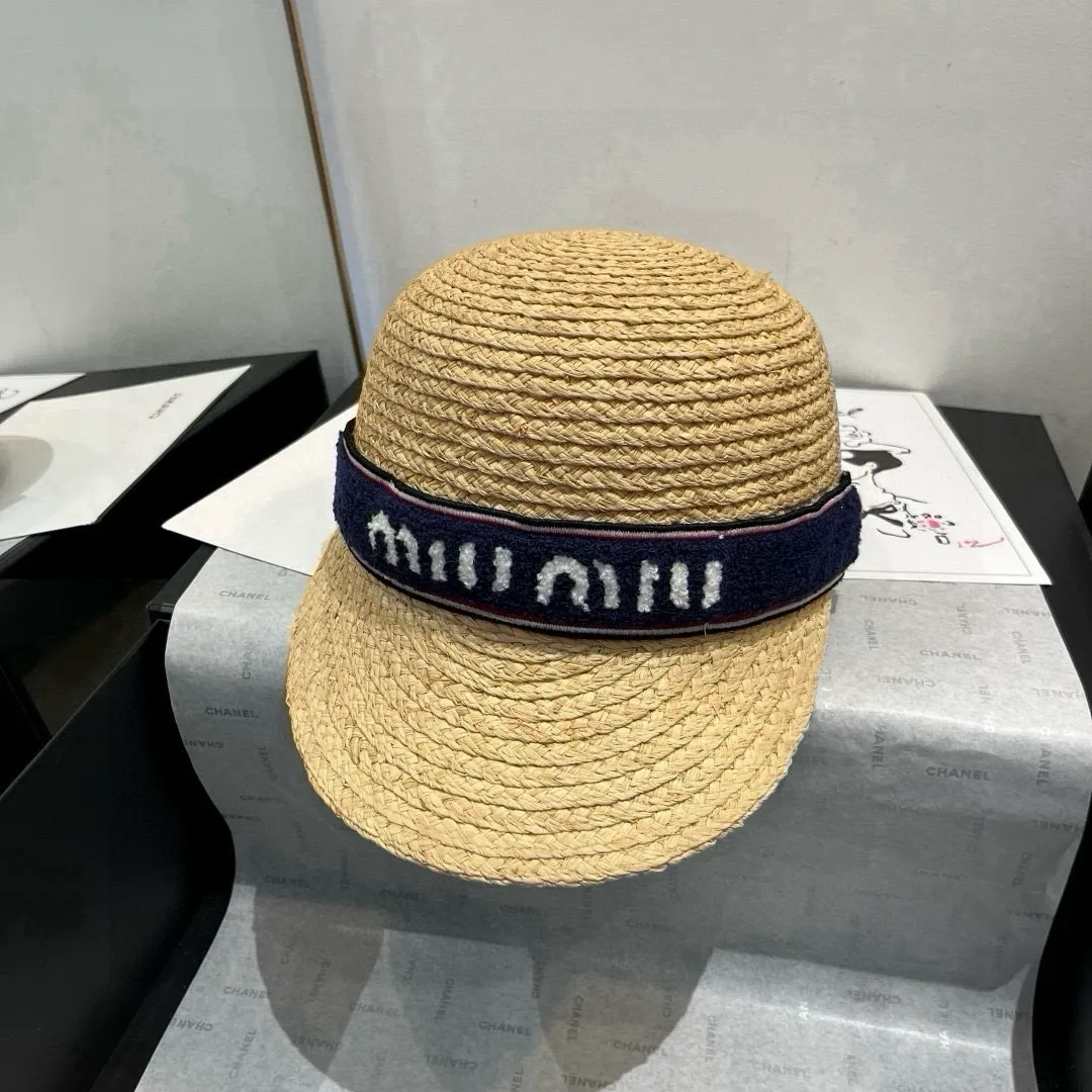 💰160¥ miumiu raffia knight hat, head circumference 57cm
