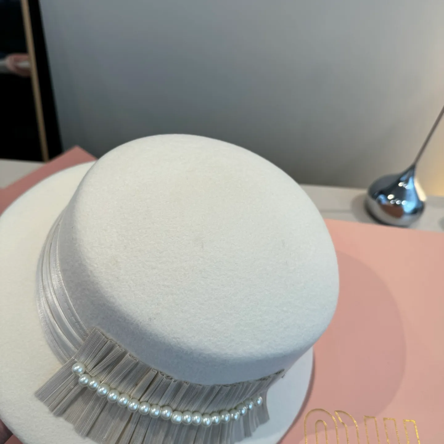 💰220¥ White miumiu autumn and winter new wool basin hat, 100% wool fabric%, head circumference 57cm