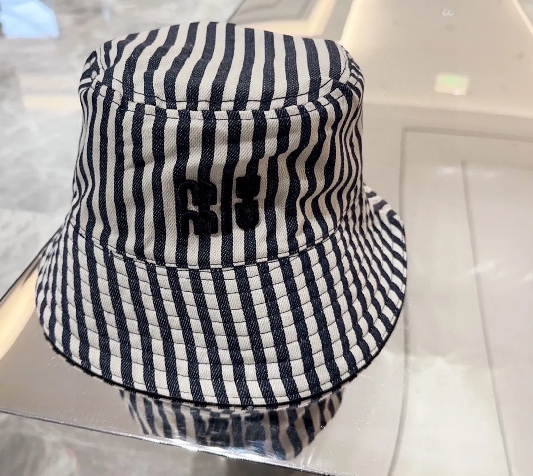 💰70 miumiu double-sided fisherman hat, one-to-one mold customization, head circumference 57cm, unisex