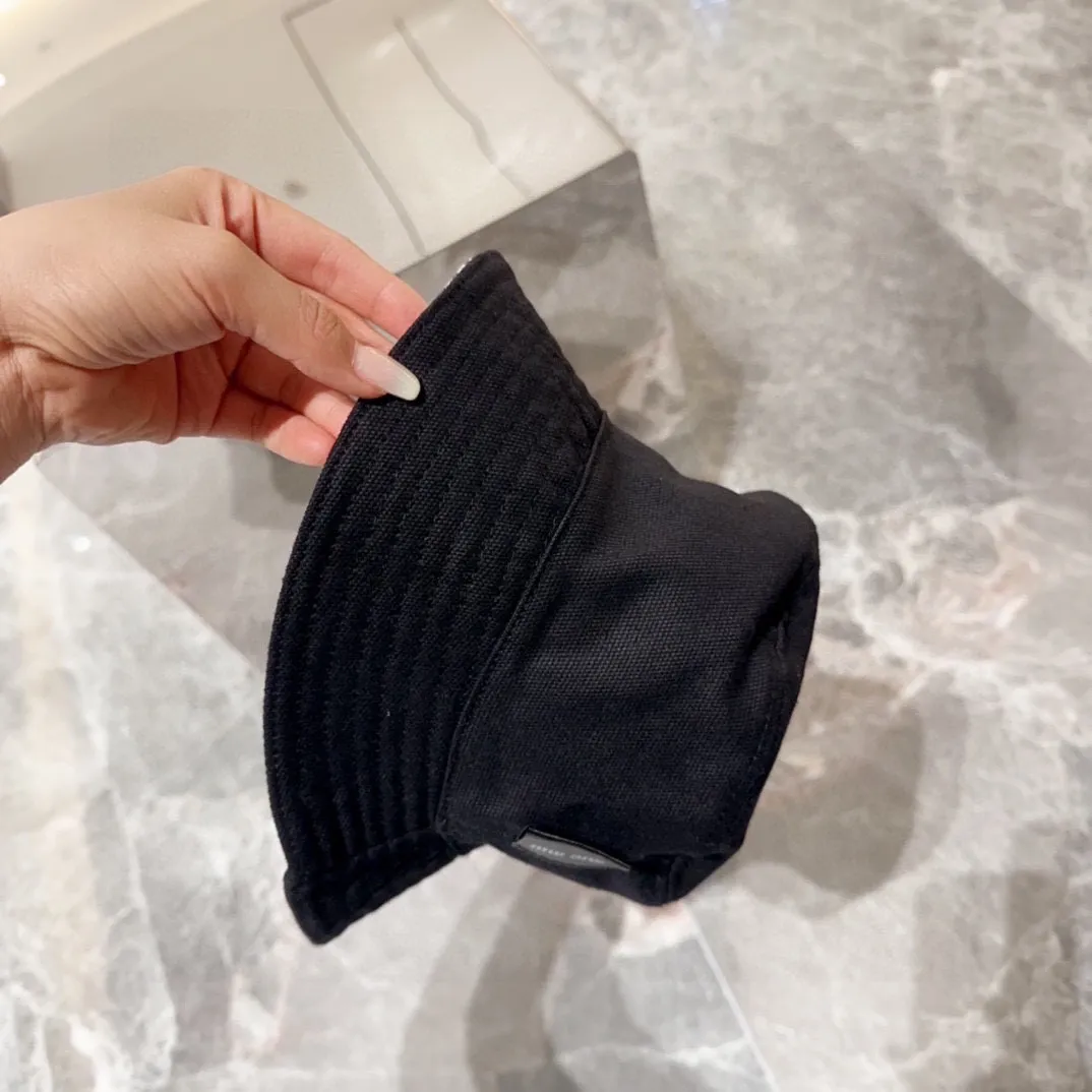 💰70 miumiu double-sided fisherman hat, one-to-one mold customization, head circumference 57cm, unisex