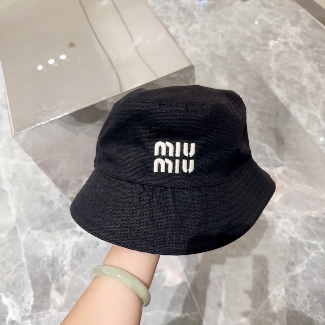 💰70 miumiu double-sided fisherman hat, one-to-one mold customization, head circumference 57cm, unisex