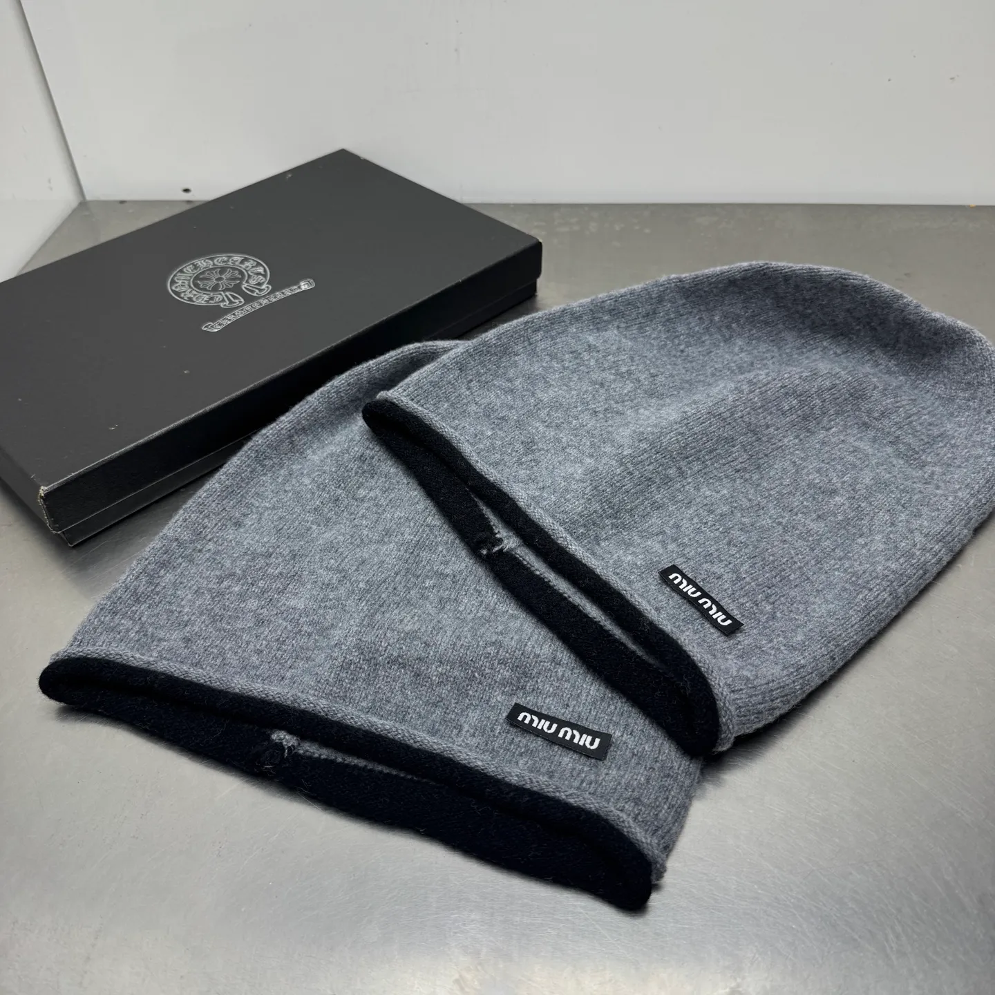 Live broadcast popular single style miumiu wool pile hat