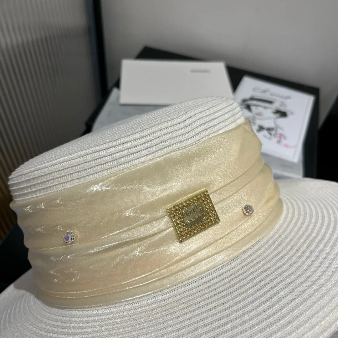 💰170¥ miumiu new flat top hat, high-grade PP straw fabric, head circumference 57cm