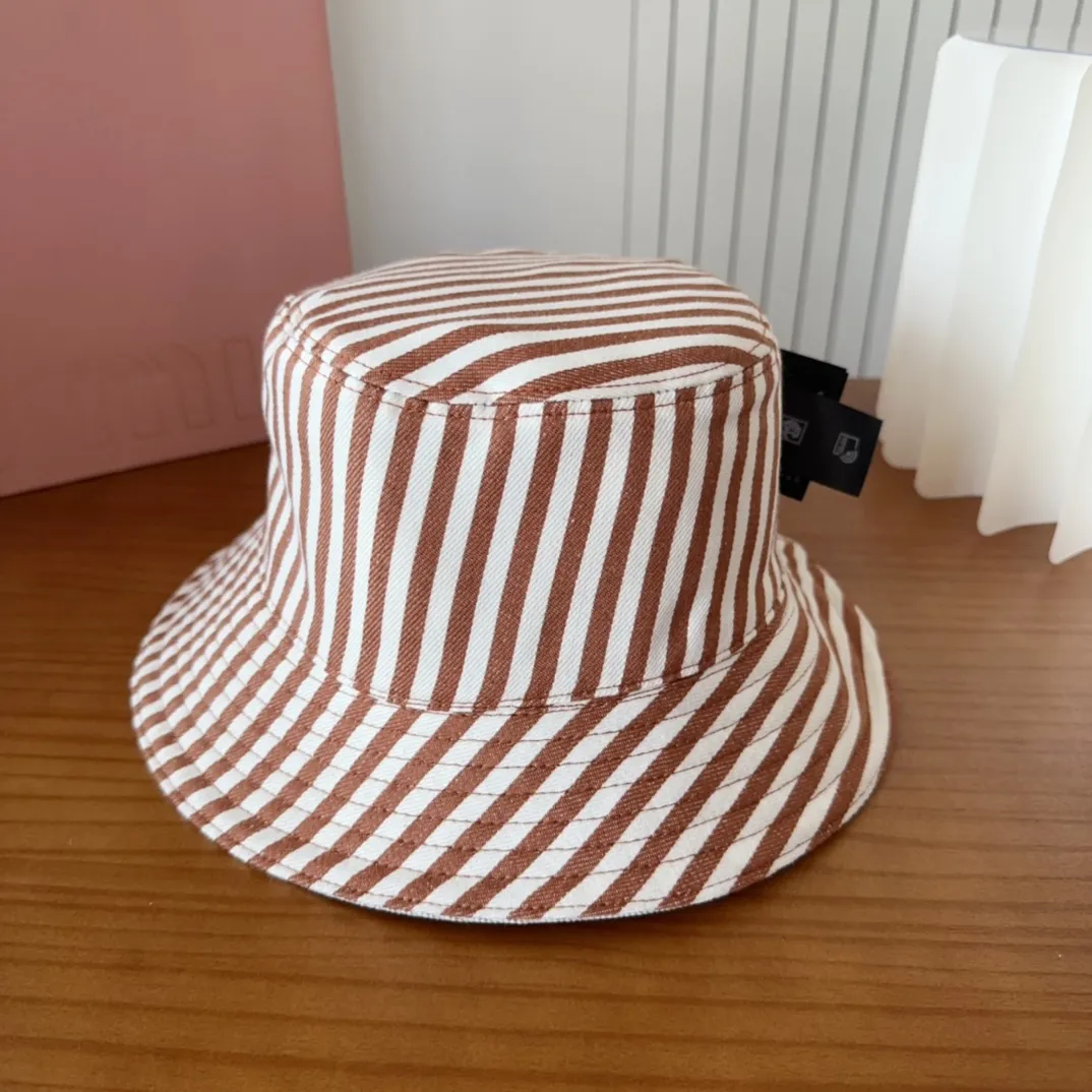 💰70 miumiu double-sided fisherman hat, one-to-one mold customization, head circumference 57cm, unisex