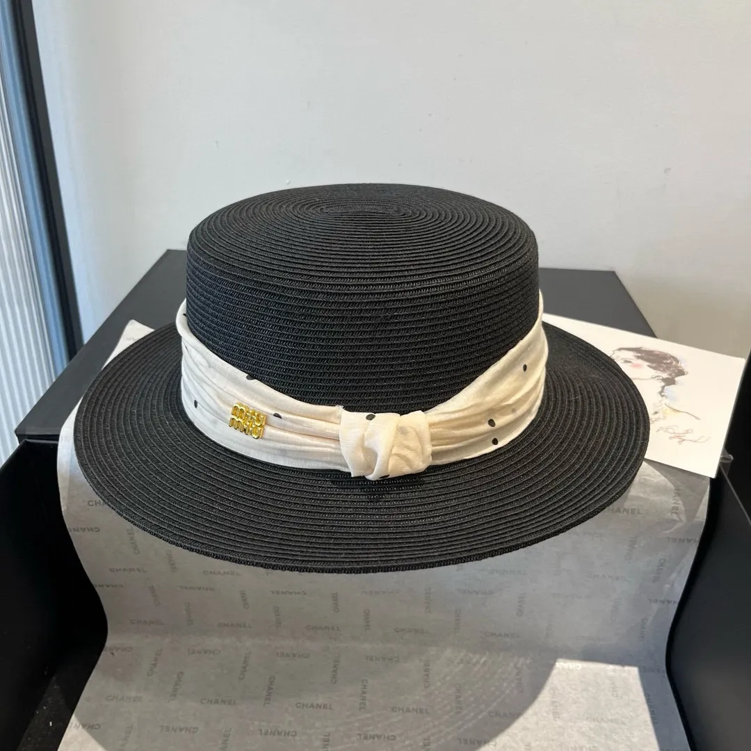 💰150¥ miumiu new flat-top sun hat, straw sun hat, head circumference 57cm