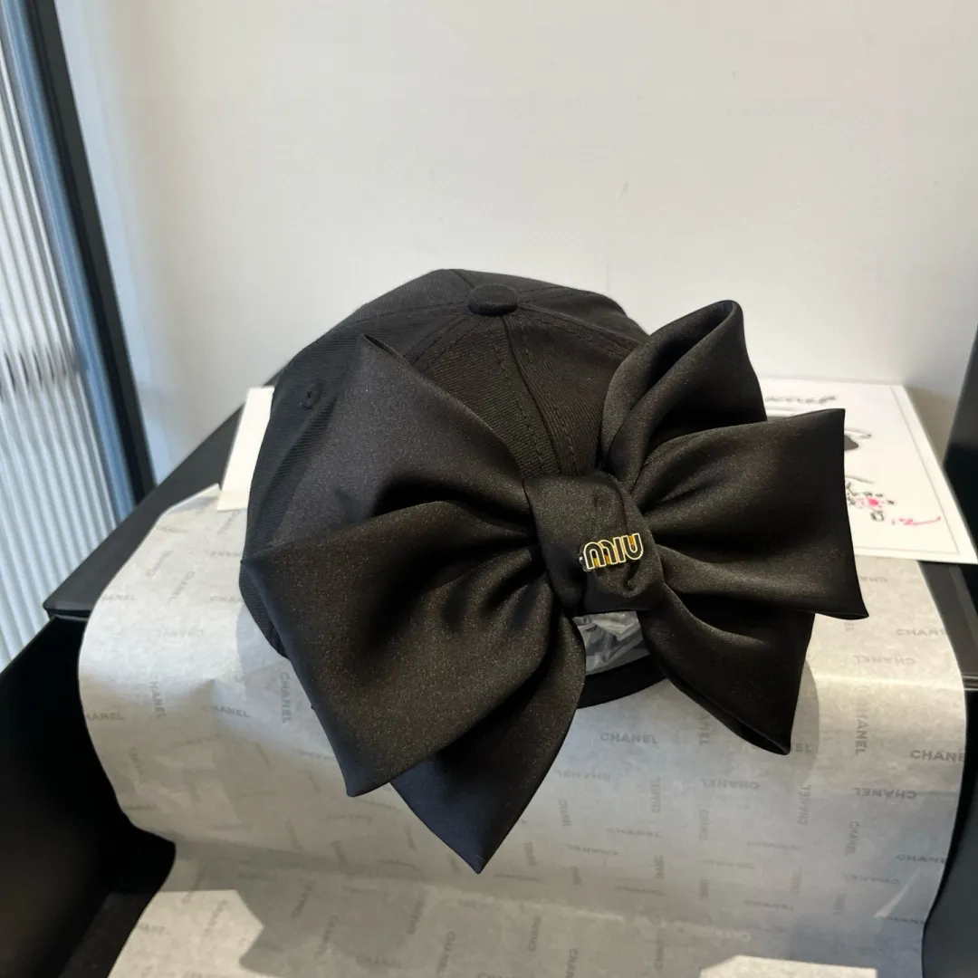 💰100¥ miumiu bow cap, high-end customization, head circumference 57cm