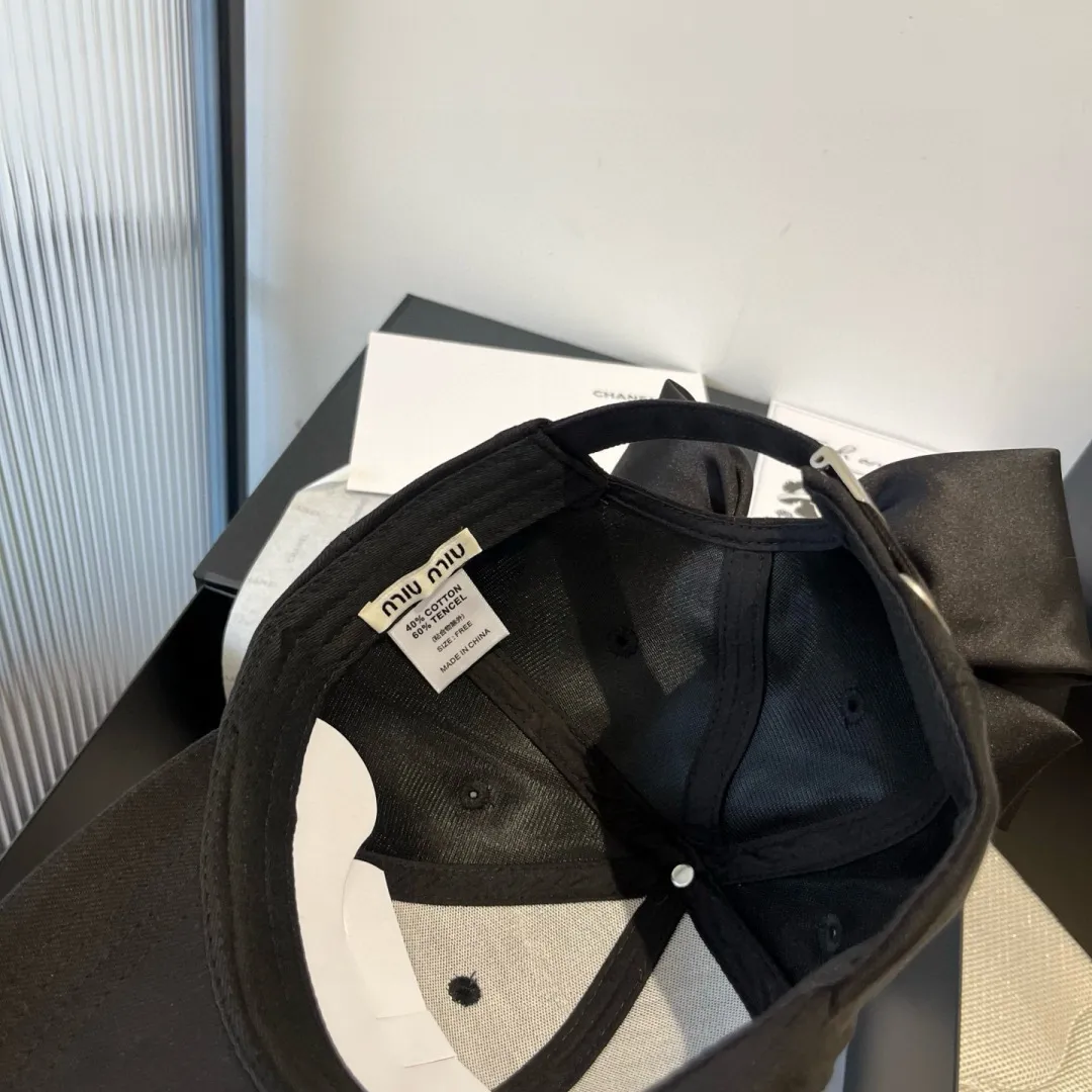 💰100¥ miumiu bow cap, high-end customization, head circumference 57cm