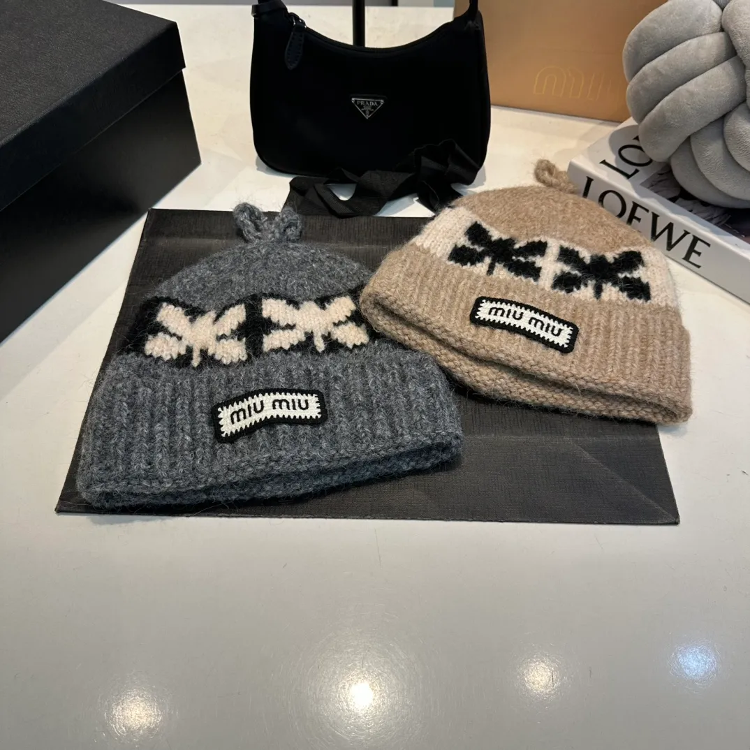 P70 miumiu new autumn and winter woolen hat