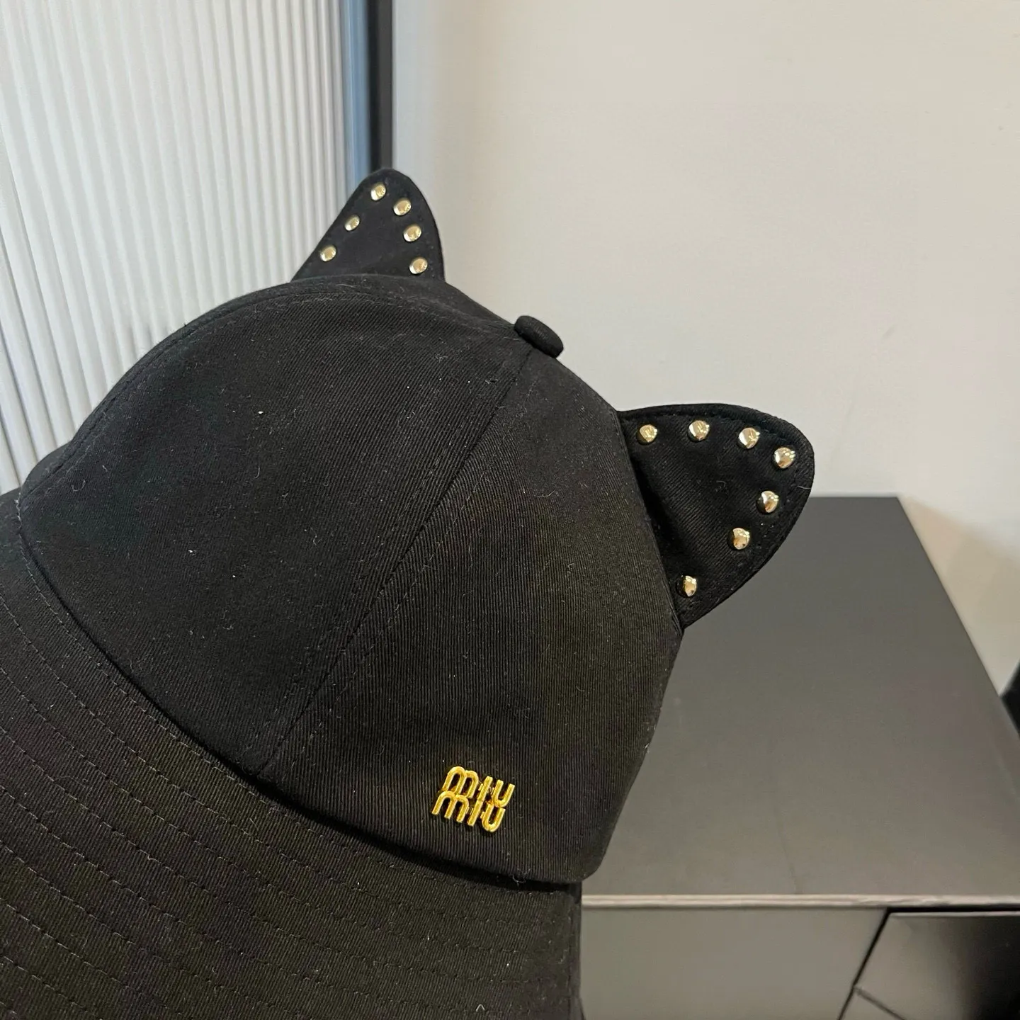 💰120¥ Miumiu miumiu spring and summer style cat ears and ding fisherman hat, pure cotton fabric, high-grade workmanship, head circumference 57cm