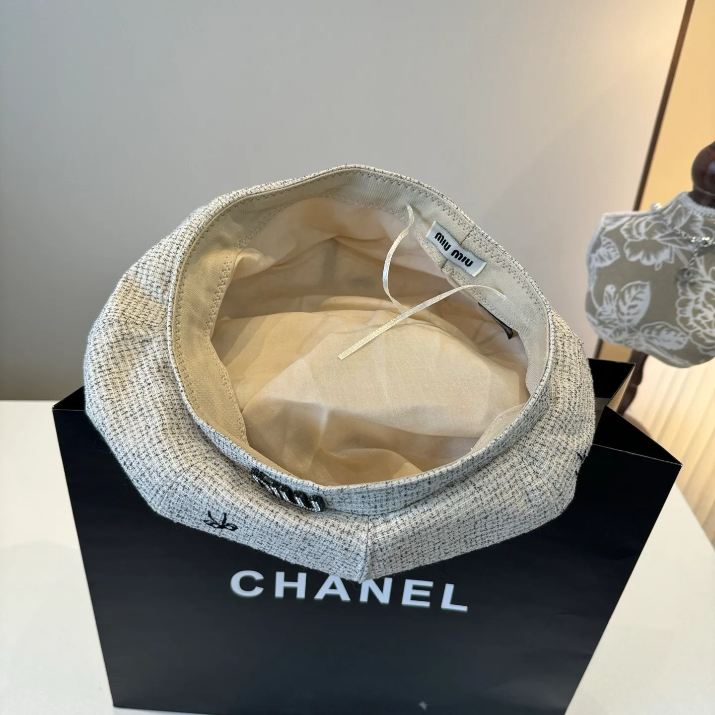💰100¥ miumiu new beret, high-end customization, head circumference 57cm
